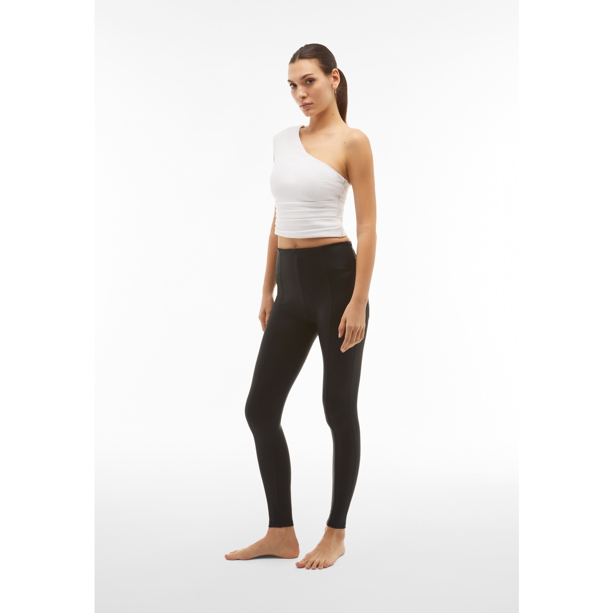 Freddy WR.UP® Tech Damen Push-Up Hose - High Waist Skinny - Wet Effect - Schwarz Freddy WR.UP® Tech Damen Push-Up Hose - High Waist Skinny - Wet Effect - Schwarz