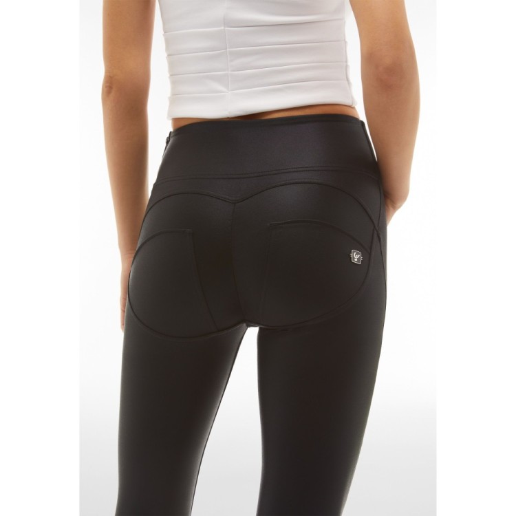 Freddy WR.UP® Tech Damen Push-Up Hose - High Waist Skinny - Wet Effect - Schwarz
