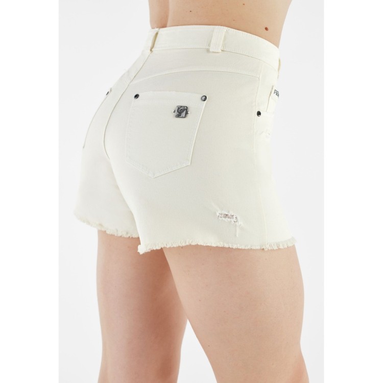 Freddy Damen Fit Jeans - Regular Waist Shorts - Fransen am Saum - Creme - W103