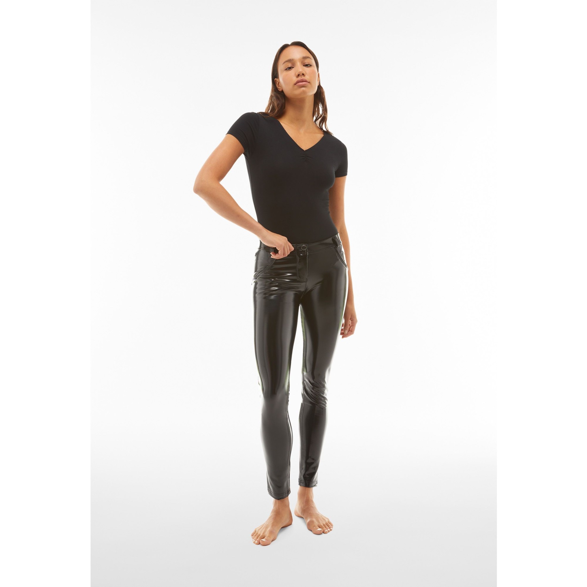 Freddy WR.UP® Push-Up Latexhose - Low Waist Super Skinny - Schwarz Freddy WR.UP® Push-Up Latexhose - Low Waist Super Skinny - Schwarz