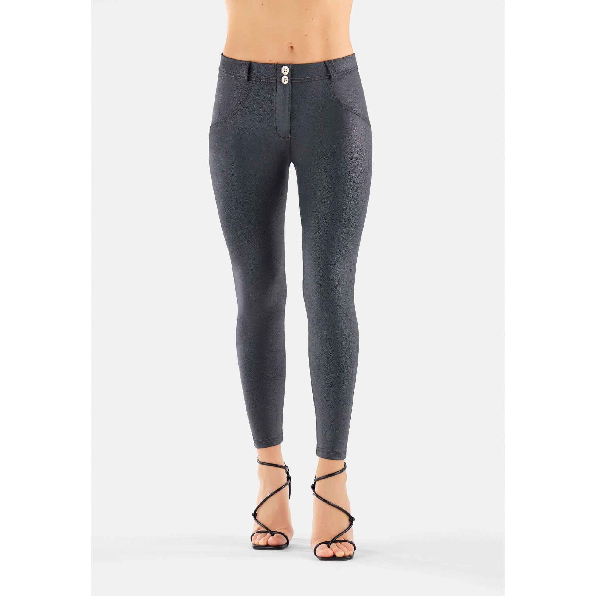 Freddy WR.UP® Special Damen Push-Up Hose - Regular Waist Skinny - Schwarz - N0 Freddy WR.UP® Special Damen Push-Up Hose - Regular Waist Skinny - Schwarz - N0