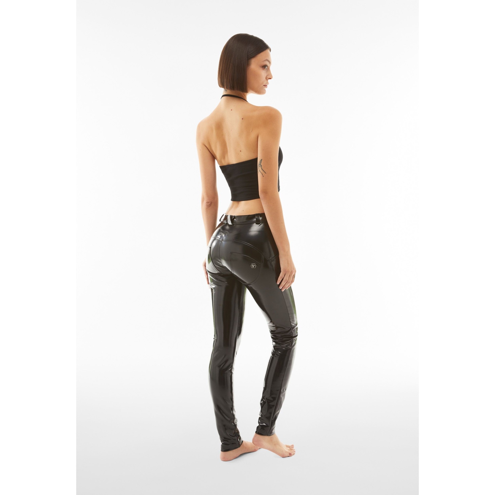 Freddy WR.UP® Pushup Latexhose - Regular Waist Skinny - Schwarz Freddy WR.UP® Pushup Latexhose - Regular Waist Skinny - Schwarz