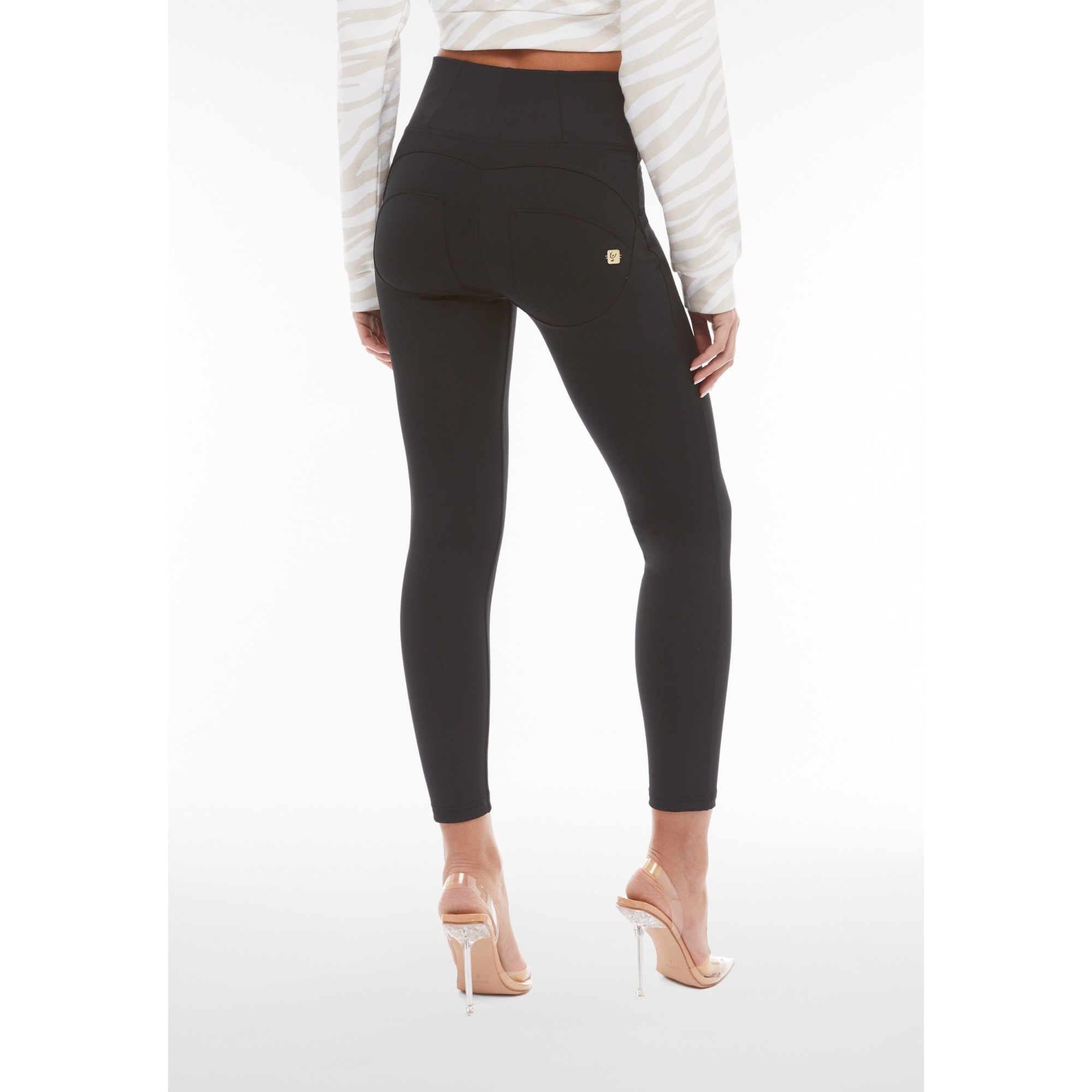 Freddy WR.UP® Tech Damen Push-Up Hose - 7/8 High Waist Super Skinny - Schwarz Freddy WR.UP® Tech Damen Push-Up Hose - 7/8 High Waist Super Skinny - Schwarz