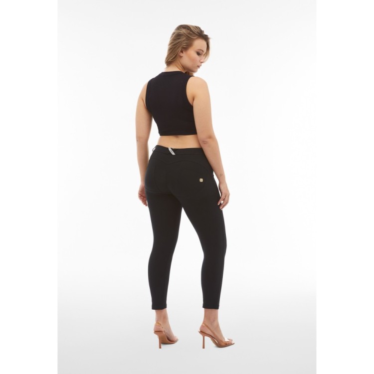 Freddy WR.UP® Damen Push-Up Hose - 7/8 Regular Waist Super Skinny - Schwarz