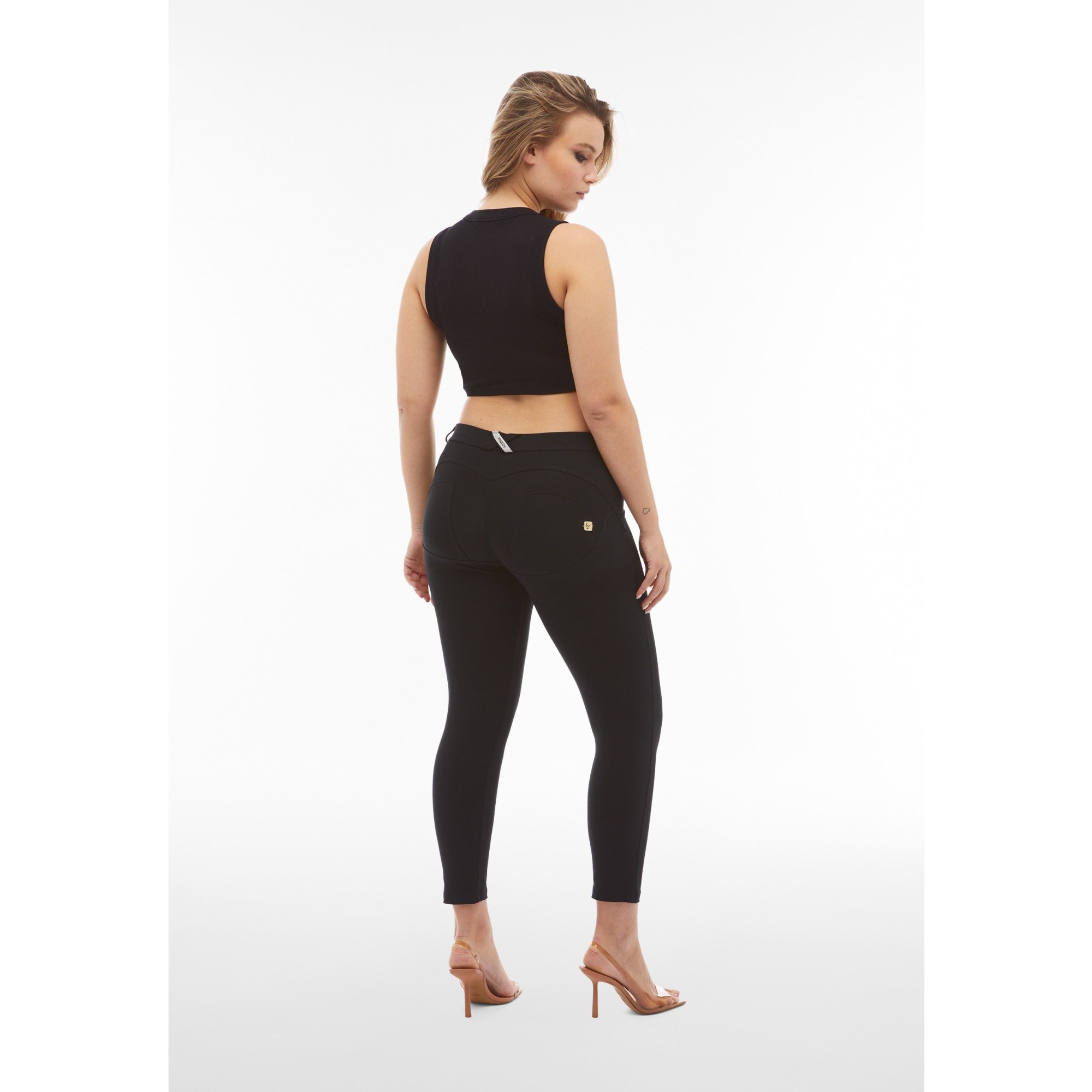 Freddy WR.UP® Damen Push-Up Hose - 7/8 Regular Waist Super Skinny - Schwarz Freddy WR.UP® Damen Push-Up Hose - 7/8 Regular Waist Super Skinny - Schwarz