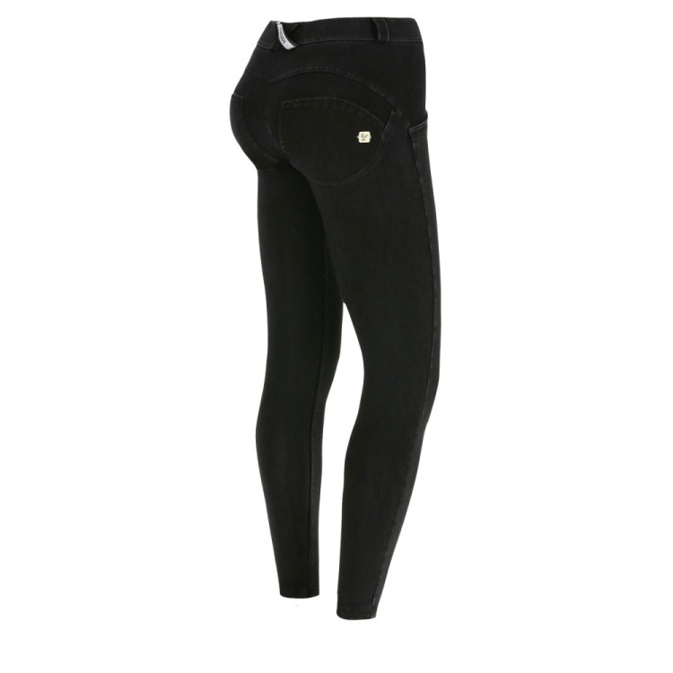 Freddy WR.UP® Damen Push-Up Jeans - 7/8 Regular Waist Skinny - Schwarz - Schwarze Nähte