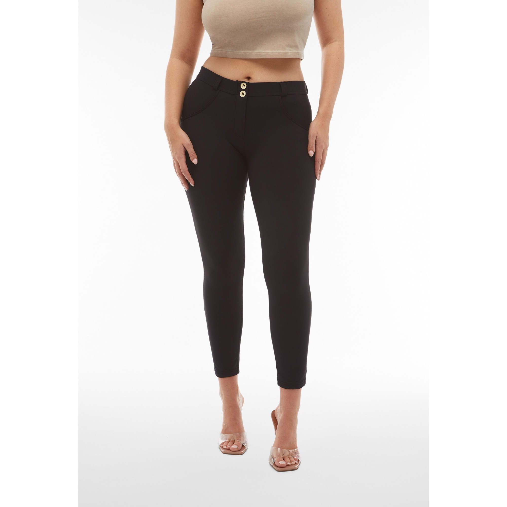 Freddy WR.UP® D.I.W.O.® Plus Damen Push-Up Hose - 7/8 Regular Waist Super Skinny - Schwarz Freddy WR.UP® D.I.W.O.® Plus Damen Push-Up Hose - 7/8 Regular Waist Super Skinny - Schwarz