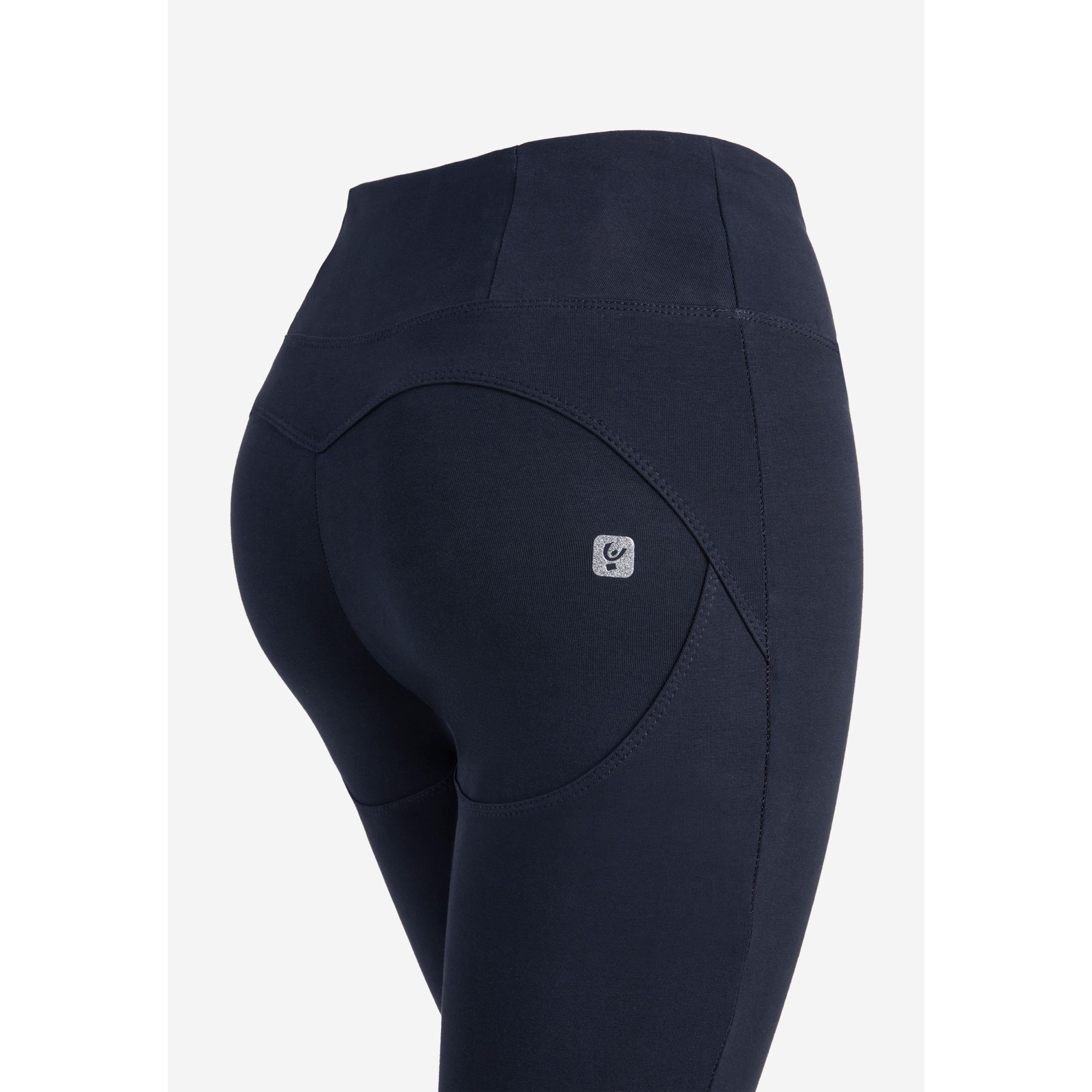 Freddy WR.UP® Core Damen Push-Up Hose - 7/8 High Waist Super Skinny - Dunkelblau Freddy WR.UP® Core Damen Push-Up Hose - 7/8 High Waist Super Skinny - Dunkelblau