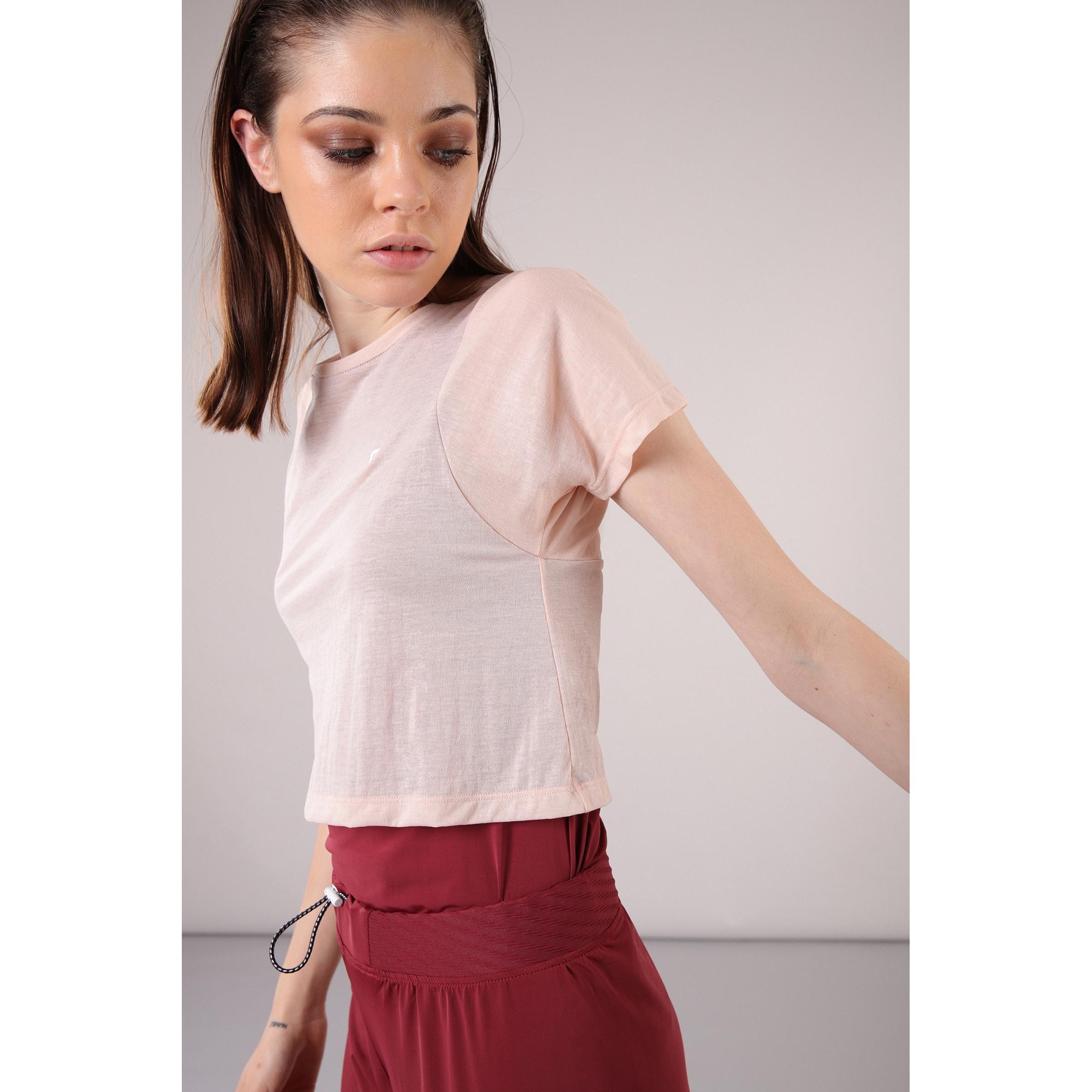Freddy Yoga T-Shirt - doppellagiger Stoff - Made in Italy - Cordovan - Cameo Rosé - K85P0 Freddy Yoga T-Shirt - doppellagiger Stoff - Made in Italy - Cordovan - Cameo Rosé - K85P0