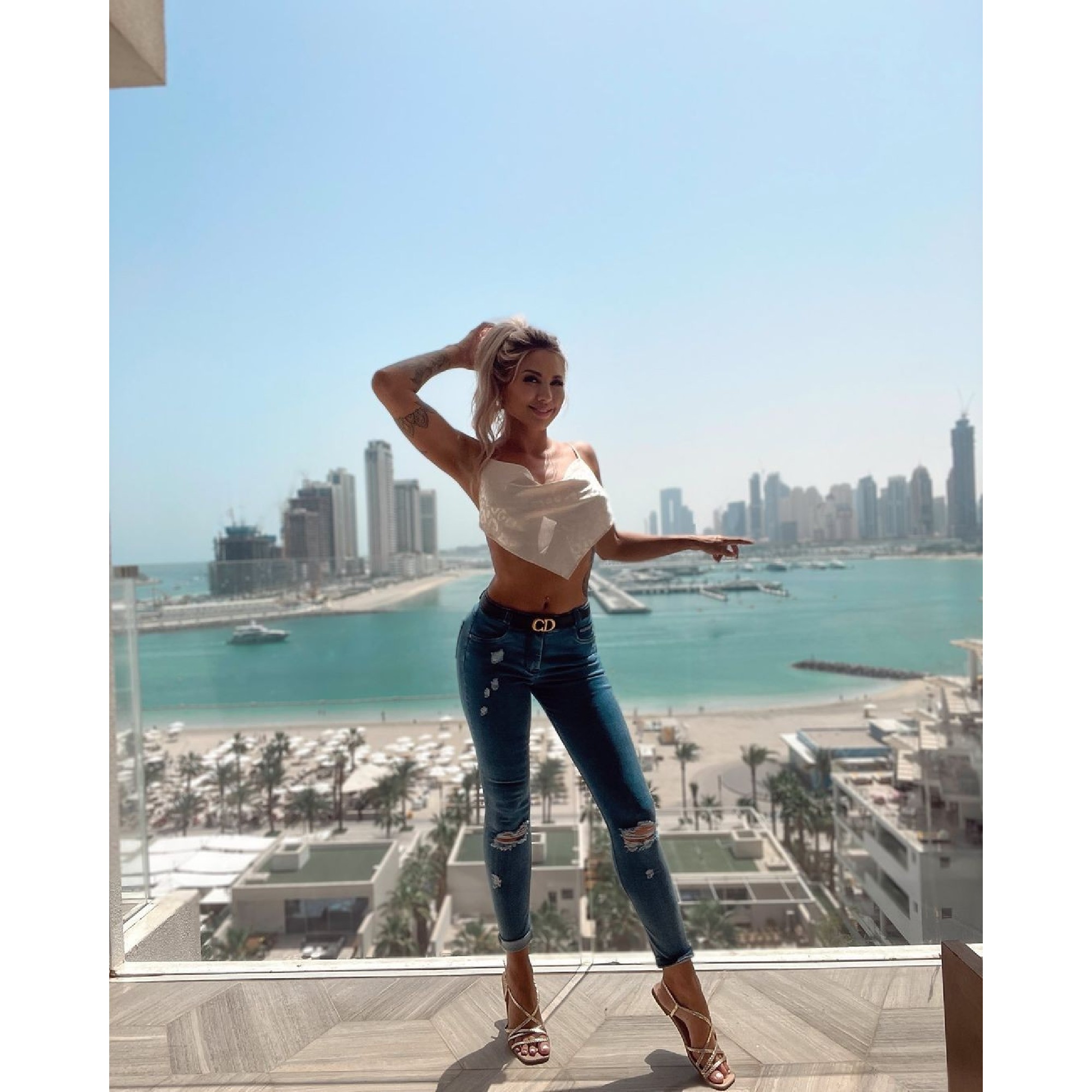 Freddy Fit Jeans - Regular Waist Skinny - Destroyed - Clear Denim - Blue Seam - J4B Freddy Fit Jeans - Regular Waist Skinny - Destroyed - Clear Denim - Blue Seam - J4B