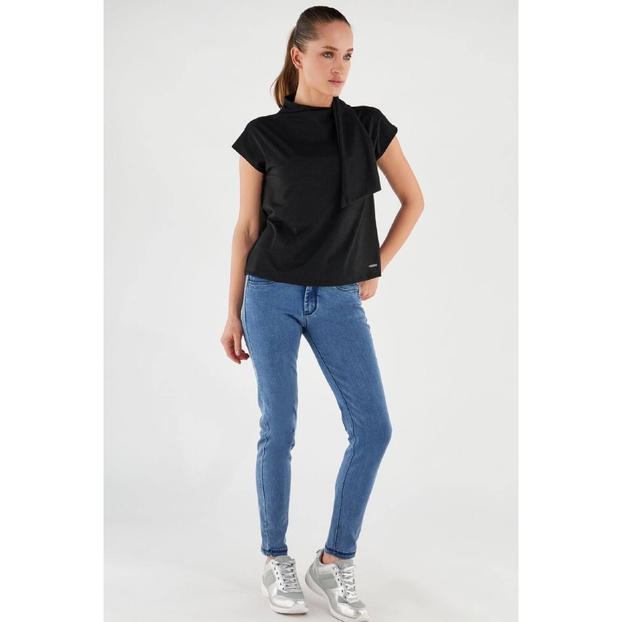 Freddy Fit Jeans - Regular Waist Skinny - Clear Denim - Blue Seam - J4B Freddy Fit Jeans - Regular Waist Skinny - Clear Denim - Blue Seam - J4B