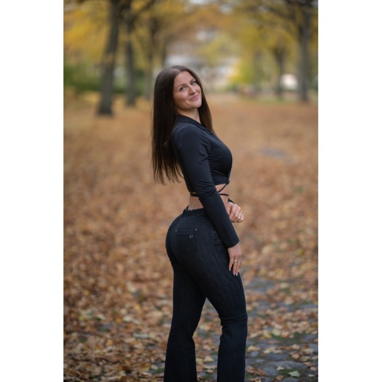 Freddy Fit Jeans - Regular Waist Flare - Cropped - Black Denim – Black Seam - J7N