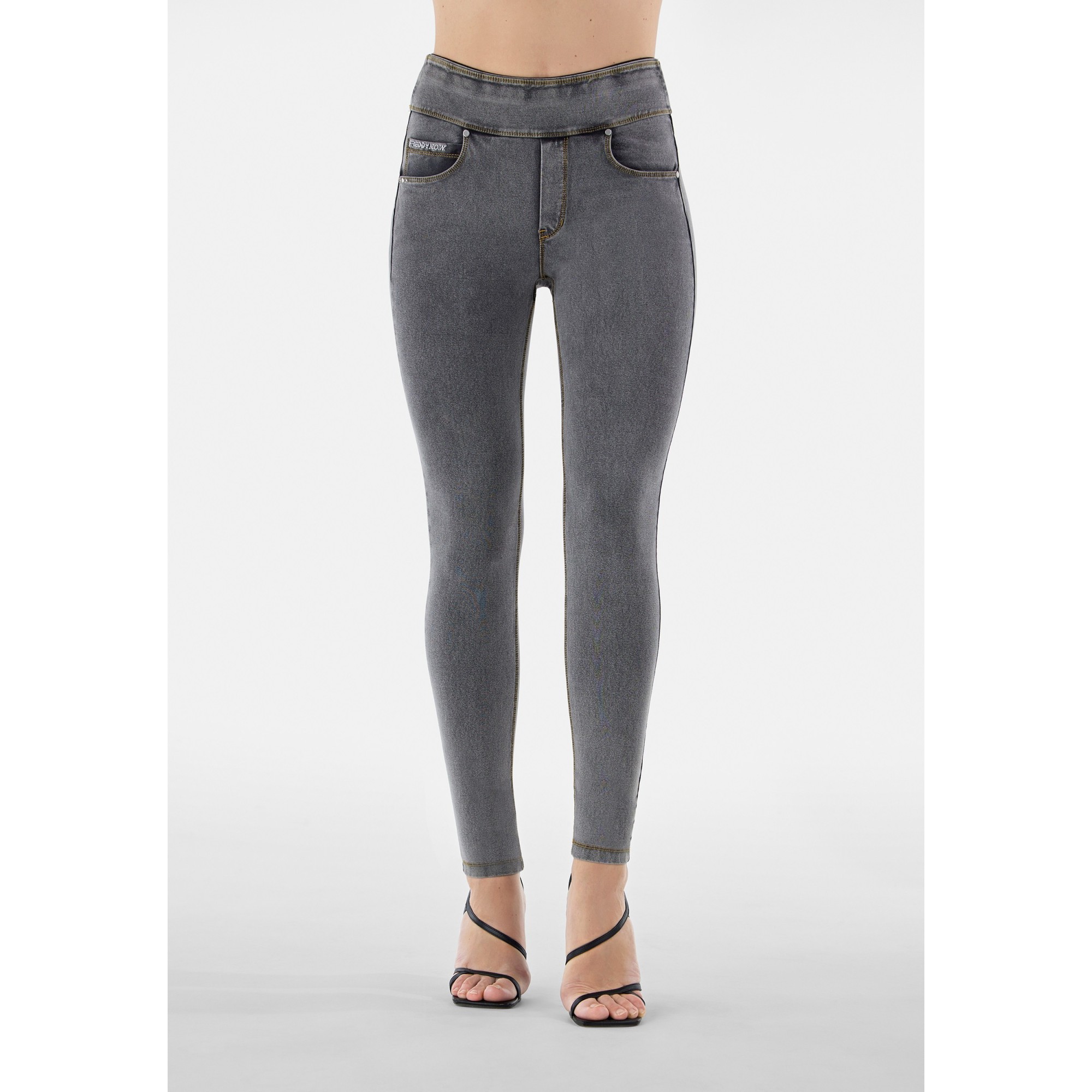 Freddy N.O.W.® Yoga Damen Comfort Jeans - Skinny - Grau - Gelbe Nähte Freddy N.O.W.® Yoga Damen Comfort Jeans - Skinny - Grau - Gelbe Nähte