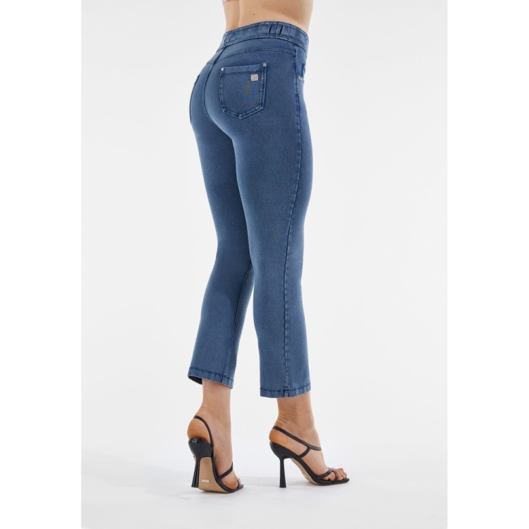 Freddy N.O.W.® Damen Comfort Hose - 7/8 Mid Waist Flare - Eisblau - Blaue Nähte - J111B