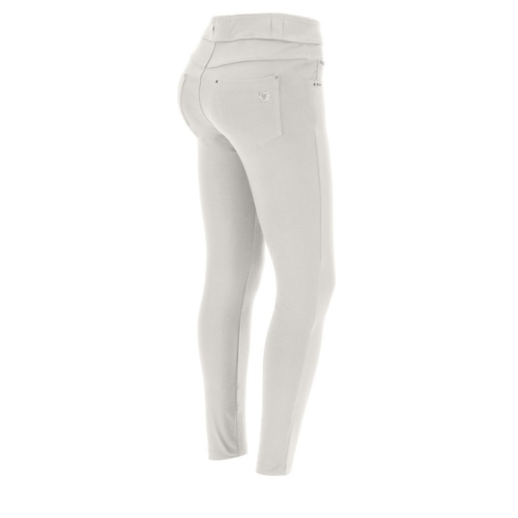 Freddy N.O.W.® Damen Comfort Hose - 7/8 Mid Waist Skinny - Helles Beige - Z400