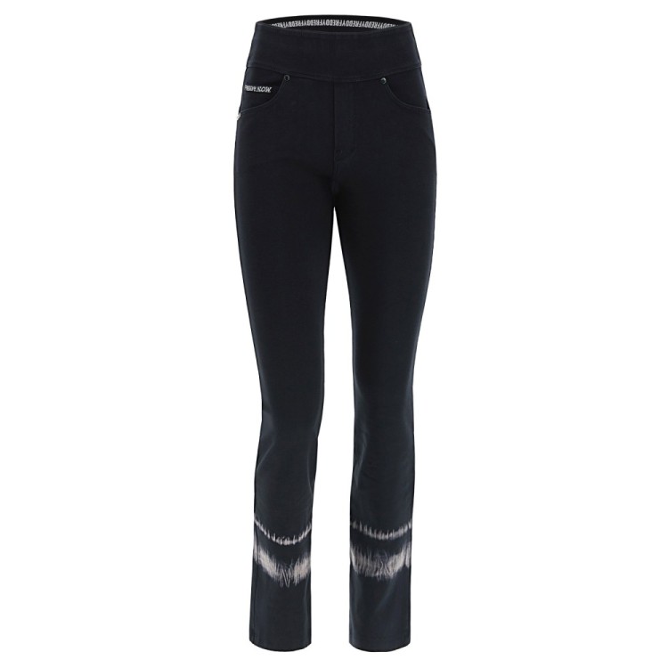 Freddy N.O.W.® Yoga Damen Comfort Hose - Mid Waist Flare - umschlagbarer Taillenbund - Tie Dye Detailing - Schwarz - N0