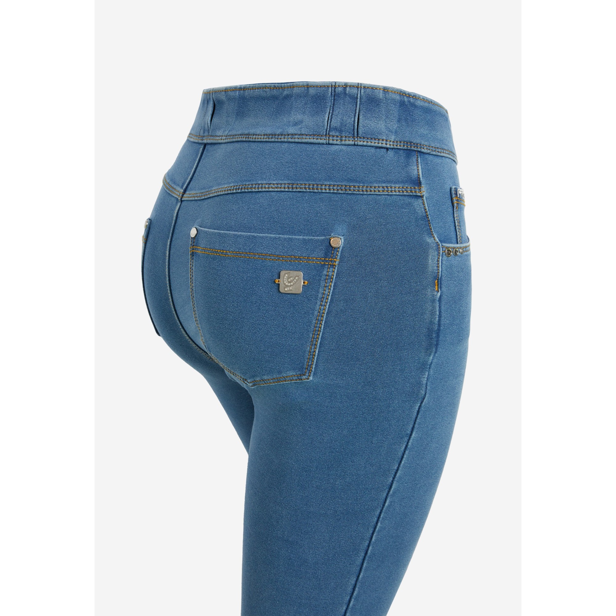 Freddy N.O.W.® Eco Damen Comfort Jeans - Mid Waist Skinny - Hellblau - Gelbe Nähte - J4Y Freddy N.O.W.® Eco Damen Comfort Jeans - Mid Waist Skinny - Hellblau - Gelbe Nähte - J4Y