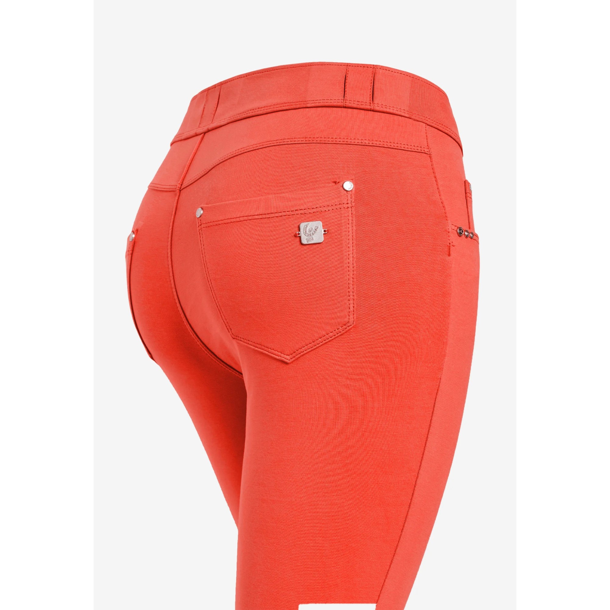 Freddy N.O.W.® Eco Damen Comfort Hose - 7/8 Mid Waist Super Skinny - Rot Freddy N.O.W.® Eco Damen Comfort Hose - 7/8 Mid Waist Super Skinny - Rot
