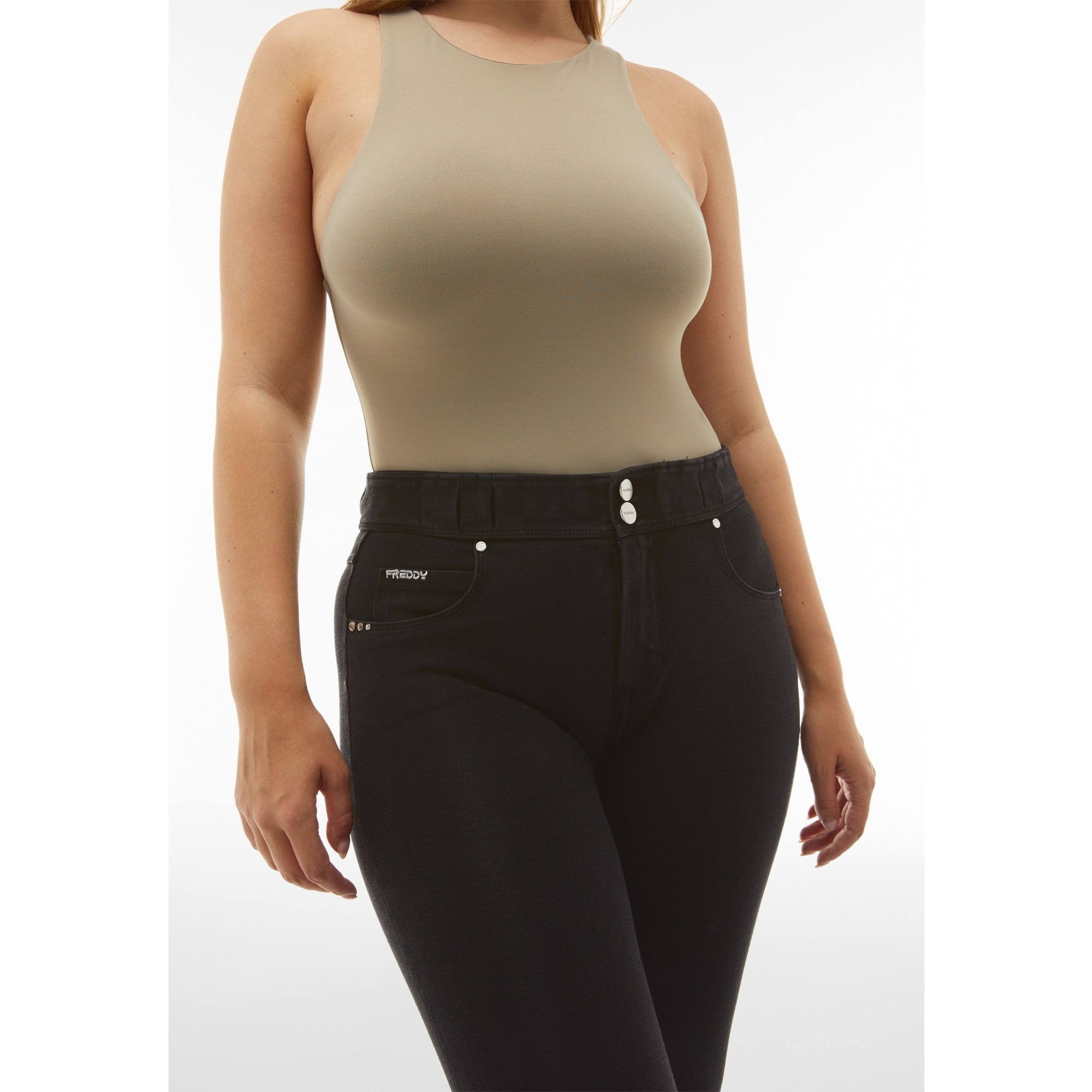 Freddy N.O.W.® Eco Damen Comfort Hose - Mid Waist Skinny - Schwarz - Schwarze Nähte - J7N Freddy N.O.W.® Eco Damen Comfort Hose - Mid Waist Skinny - Schwarz - Schwarze Nähte - J7N
