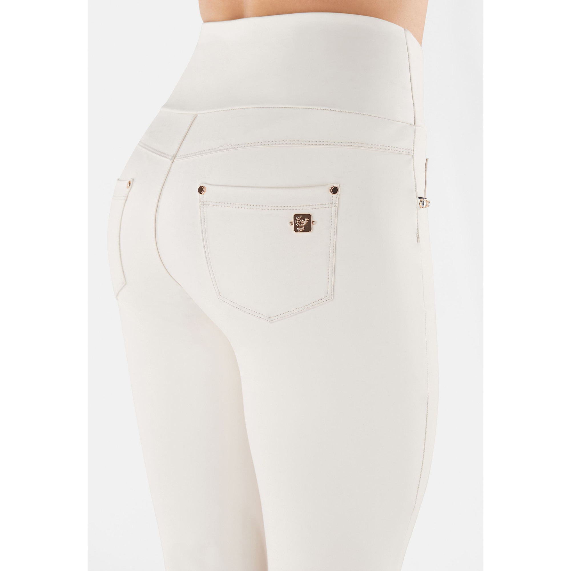 Freddy N.O.W.® Yoga Vegan Leather Damen Comfort Lederhose - High High Waist Super Skinny - Weißgrau - Z102 Freddy N.O.W.® Yoga Vegan Leather Damen Comfort Lederhose - High High Waist Super Skinny - Weißgrau - Z102
