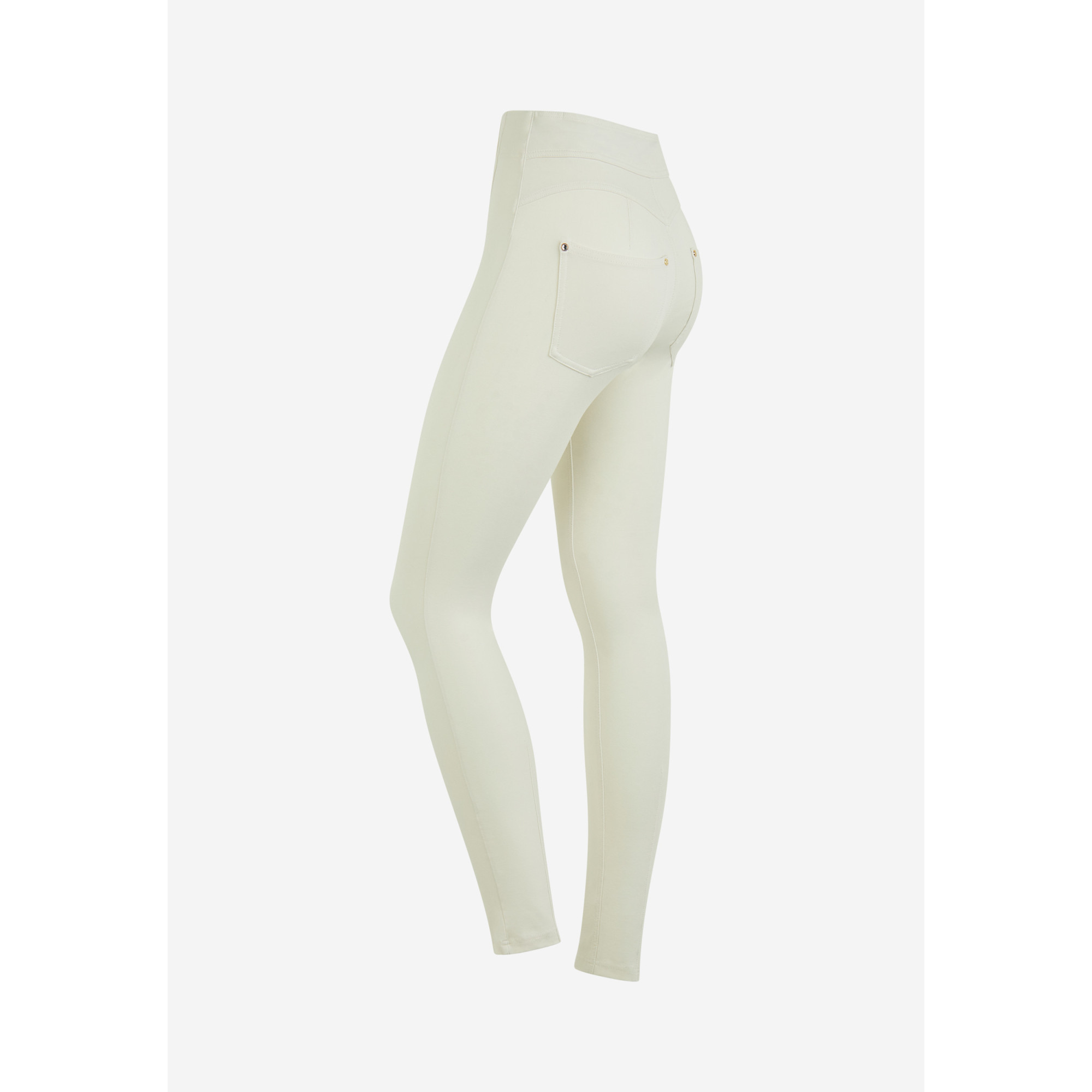 Freddy N.O.W.® Yoga Eco Damen Comfort Hose - Super High Waist Skinny - Mit Nähten auf den Beinen - Lily White Freddy N.O.W.® Yoga Eco Damen Comfort Hose - Super High Waist Skinny - Mit Nähten auf den Beinen - Lily White