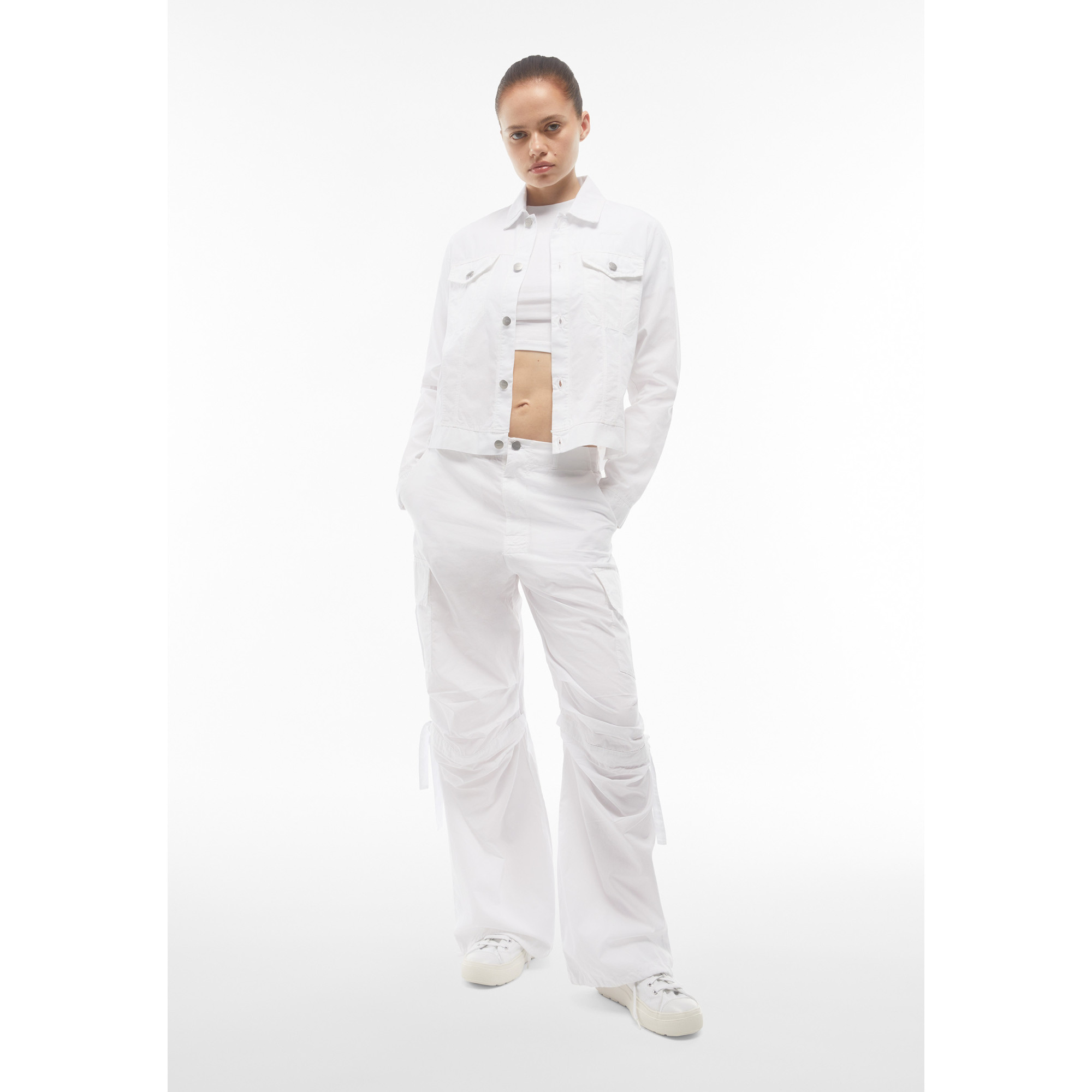 Freddy Slim-Fit Damen Crop Top - Garment-Dyed - Weiß Freddy Slim-Fit Damen Crop Top - Garment-Dyed - Weiß