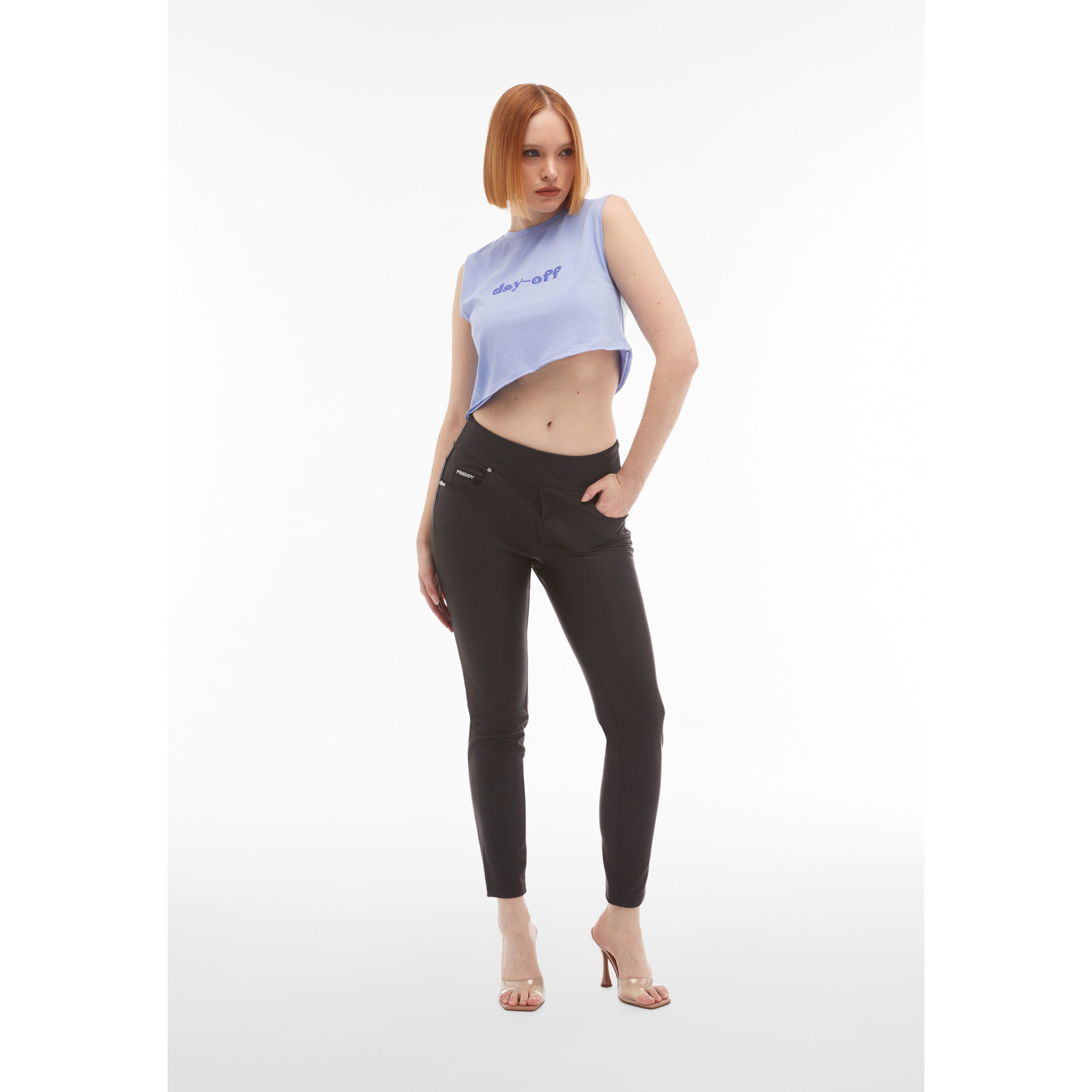 Freddy N.O.W.® Yoga Vegan Leather Damen Comfort Lederhose - Mid Waist Skinny - Schwarz Freddy N.O.W.® Yoga Vegan Leather Damen Comfort Lederhose - Mid Waist Skinny - Schwarz