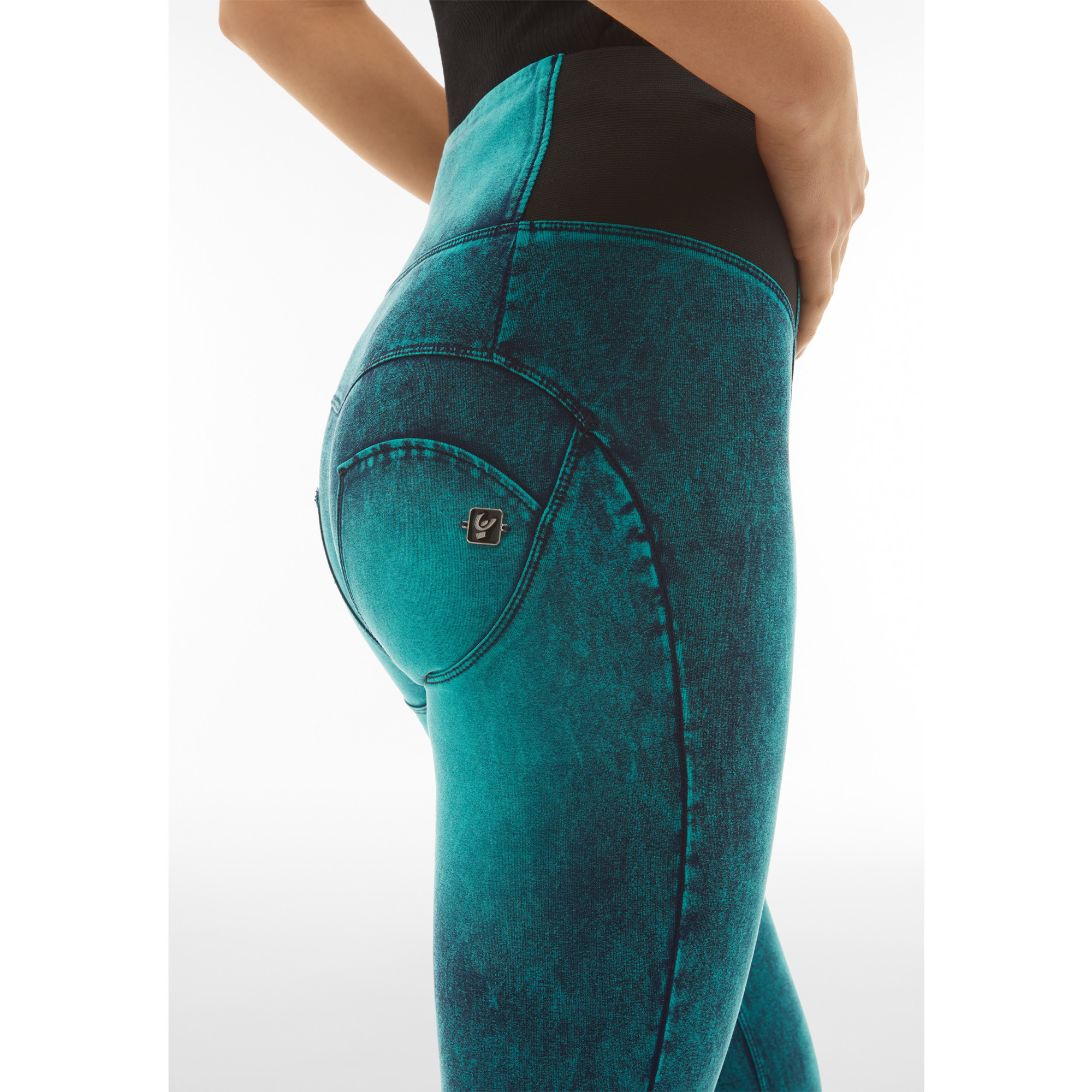 Freddy WR.UP® Damen Push-Up Jeans - Super High Waist Super Skinny - Marmor Effekt - Denim Blaugün - Blaue Nähte - J152B Freddy WR.UP® Damen Push-Up Jeans - Super High Waist Super Skinny - Marmor Effekt - Denim Blaugün - Blaue Nähte - J152B