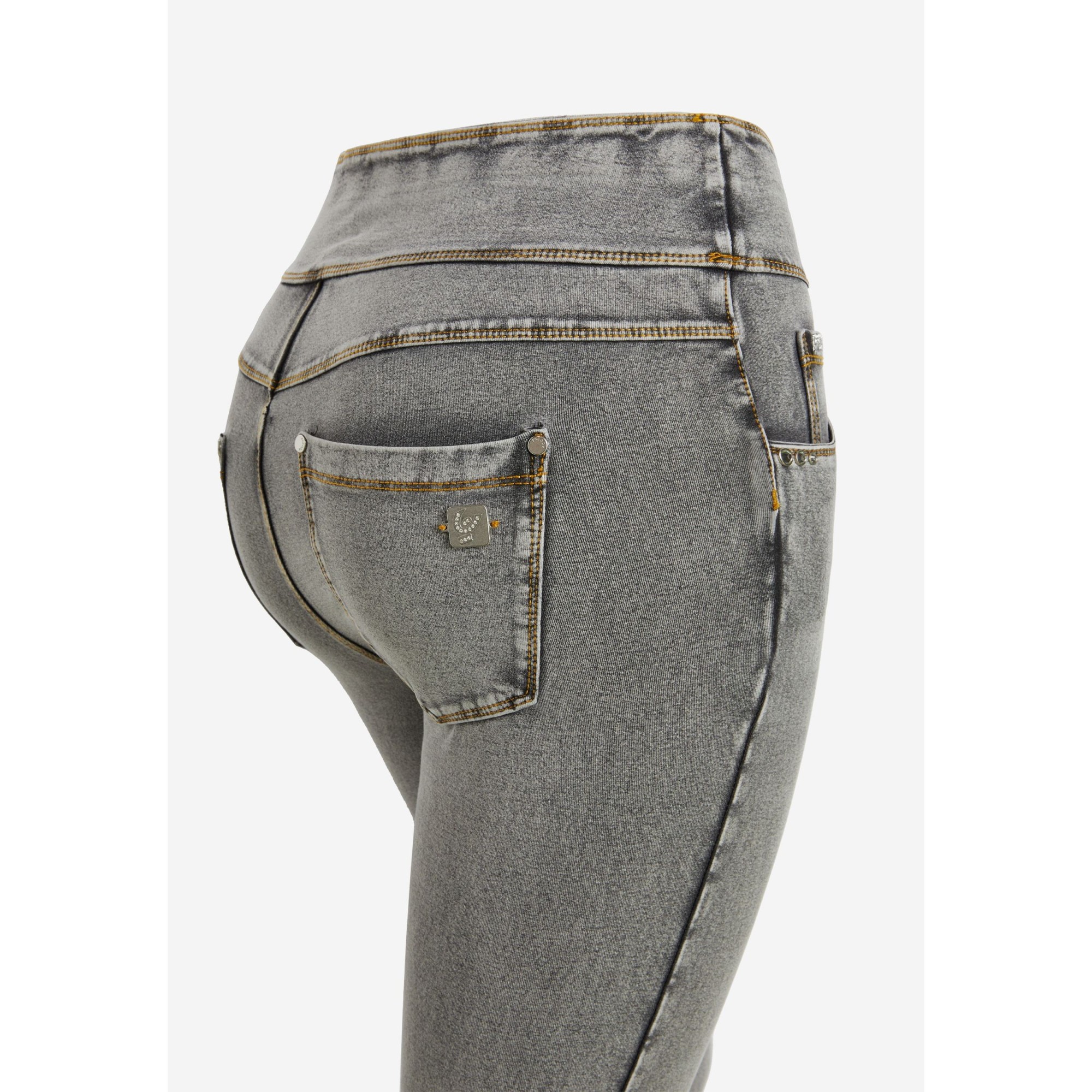 Freddy N.O.W.® Yoga Damen Comfort Jeans - Mid Waist Skinny - Grau – Gelbe Nähte - J3Y Freddy N.O.W.® Yoga Damen Comfort Jeans - Mid Waist Skinny - Grau – Gelbe Nähte - J3Y