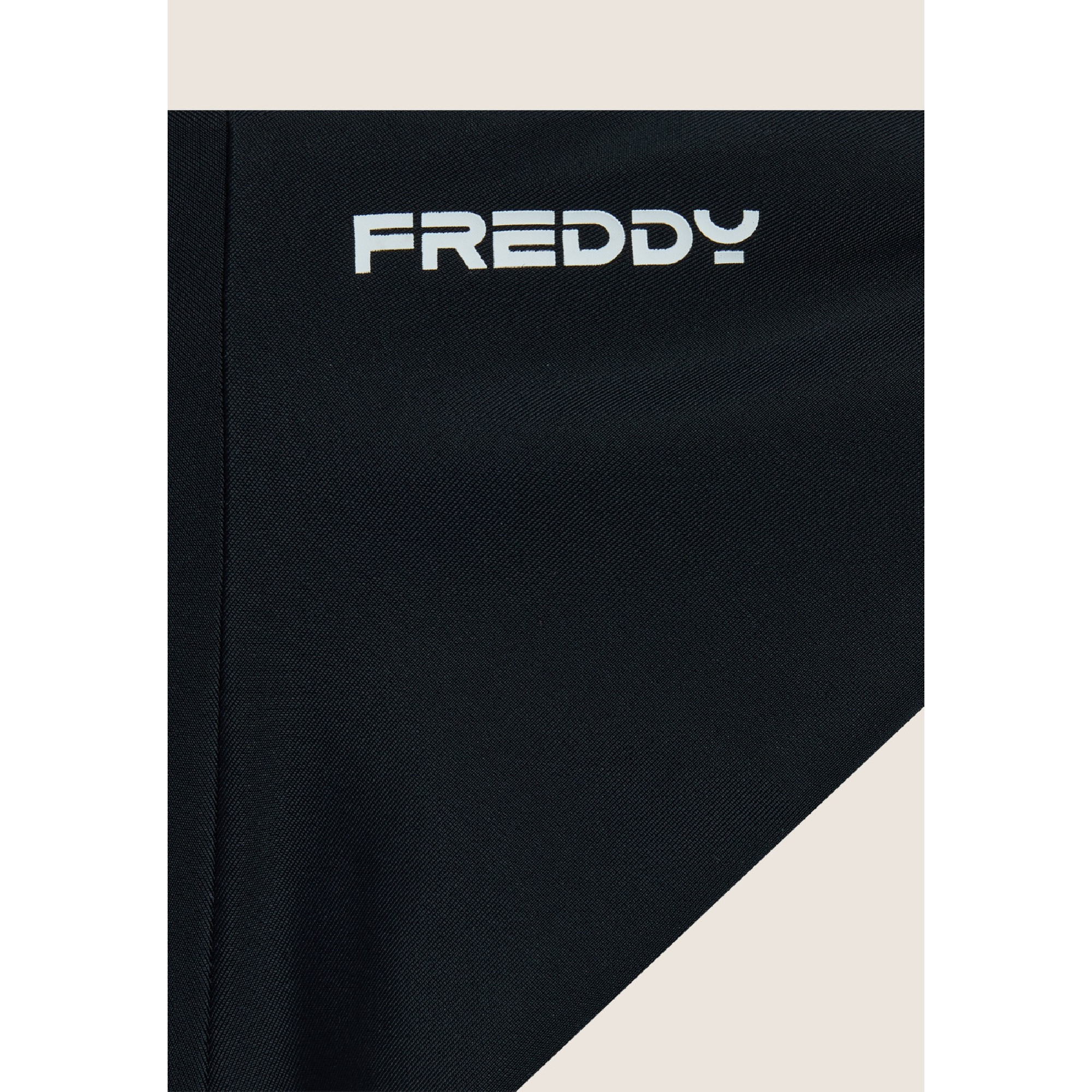 Freddy Brasilianische Bikinihose - An den Seiten gebunden - BLACK Freddy Brasilianische Bikinihose - An den Seiten gebunden - BLACK