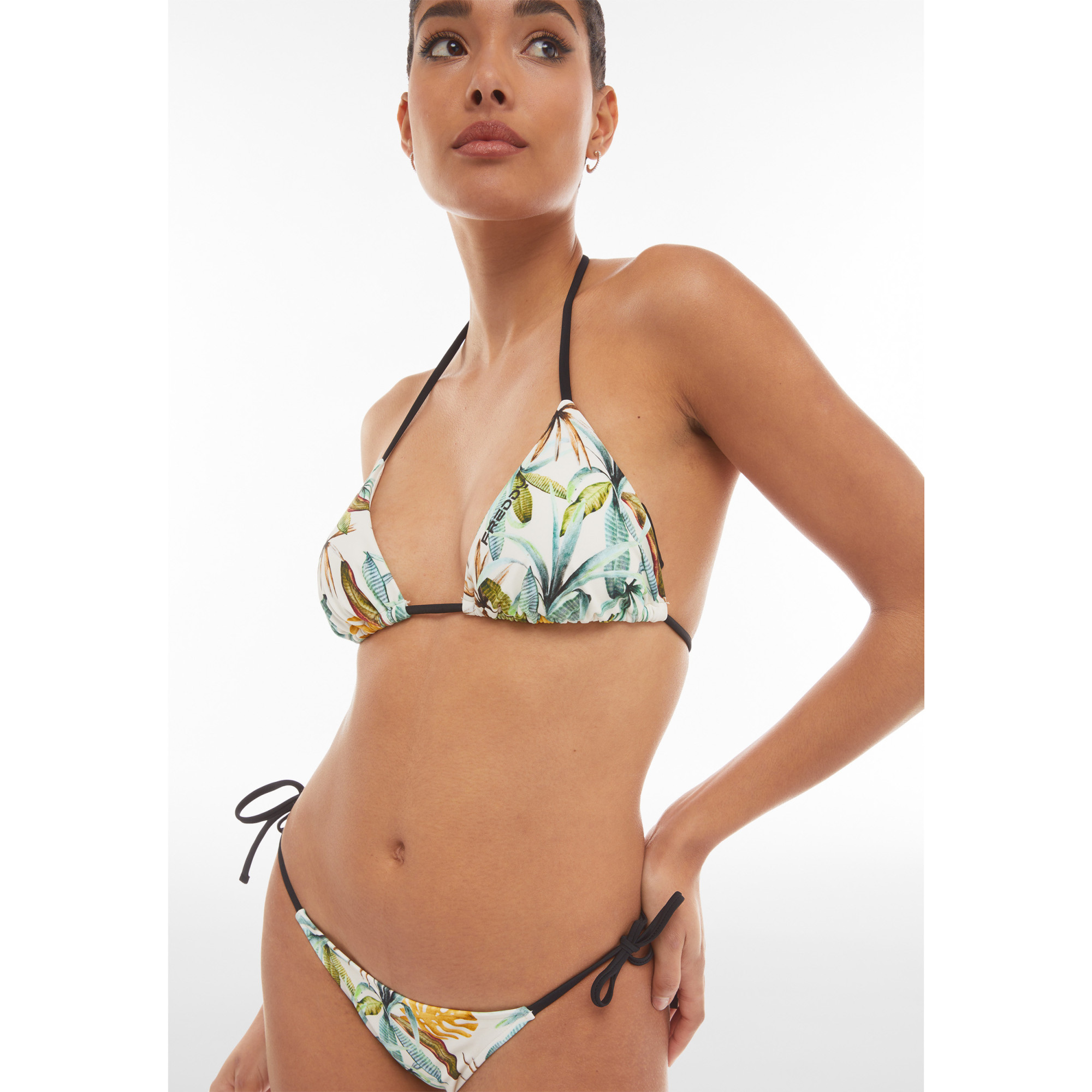 Freddy Triangel-Bikinioberteil mit tropischem Blattmuster - SAND Freddy Triangel-Bikinioberteil mit tropischem Blattmuster - SAND
