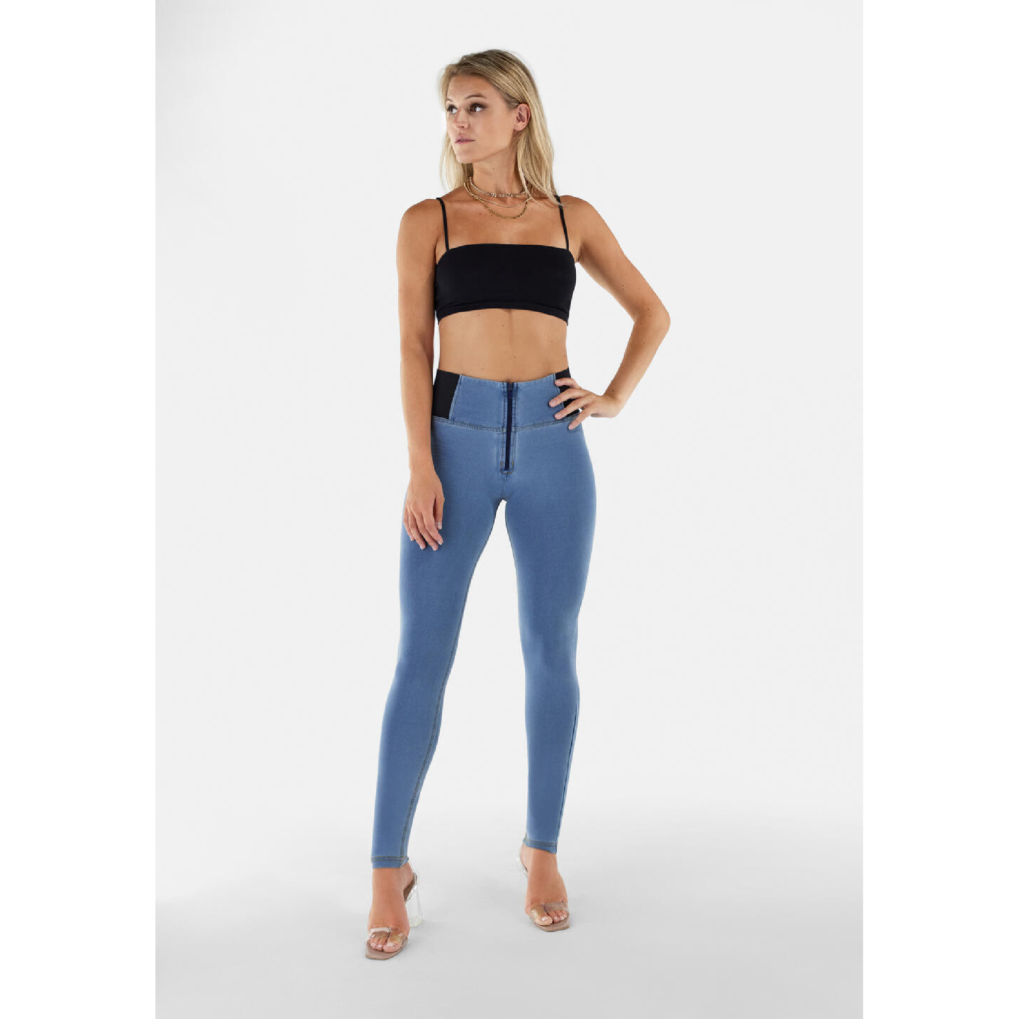 Freddy WR.UP® Damen Push-Up Jeans - High Waist Skinny - mit elastischem Taillenbund - Hellblau - gelbe Nähte - J4Y Freddy WR.UP® Damen Push-Up Jeans - High Waist Skinny - mit elastischem Taillenbund - Hellblau - gelbe Nähte - J4Y