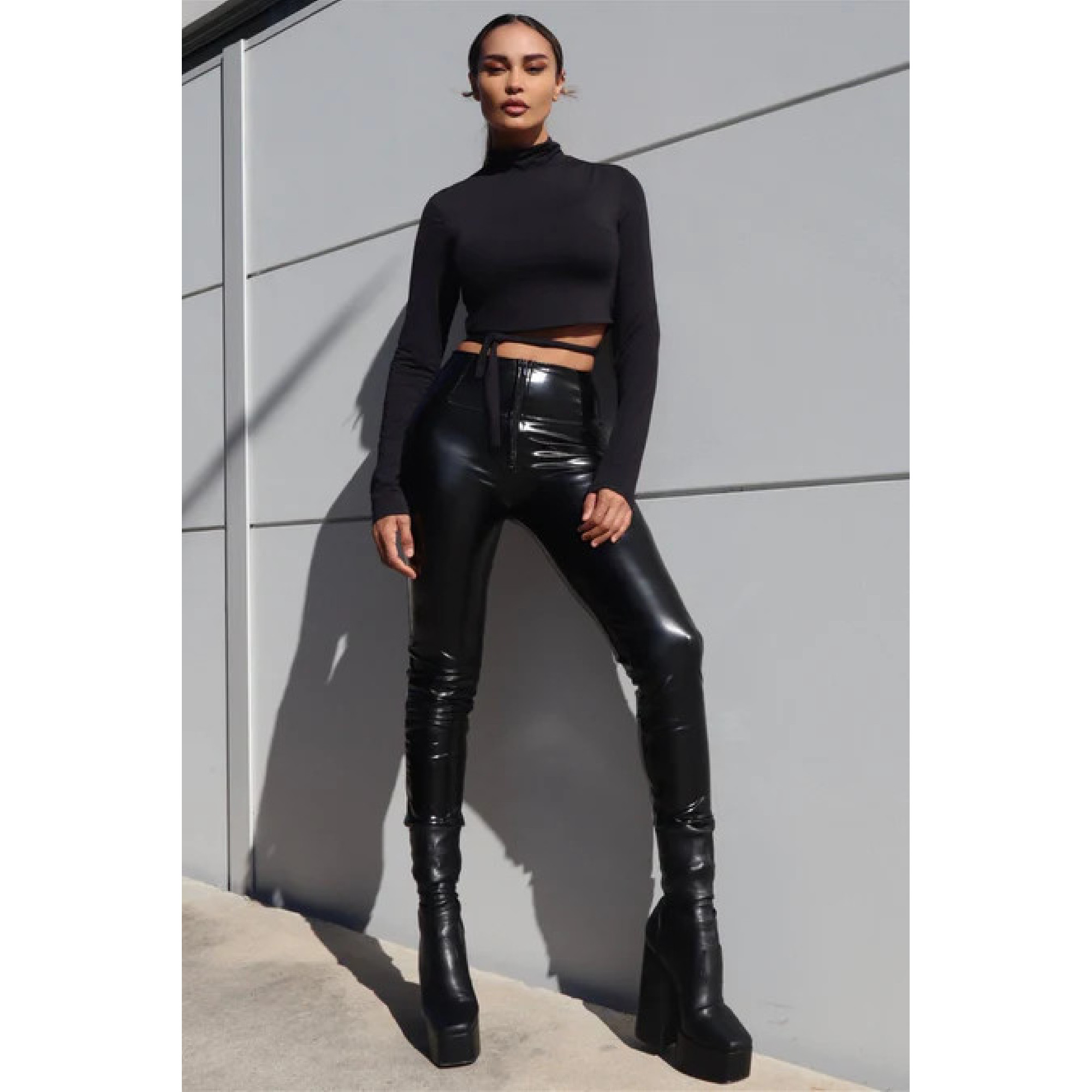 Freddy WR.UP® Pusuhp Latexhose - 7/8 High Waist Super Skinny - Schwarz Freddy WR.UP® Pusuhp Latexhose - 7/8 High Waist Super Skinny - Schwarz