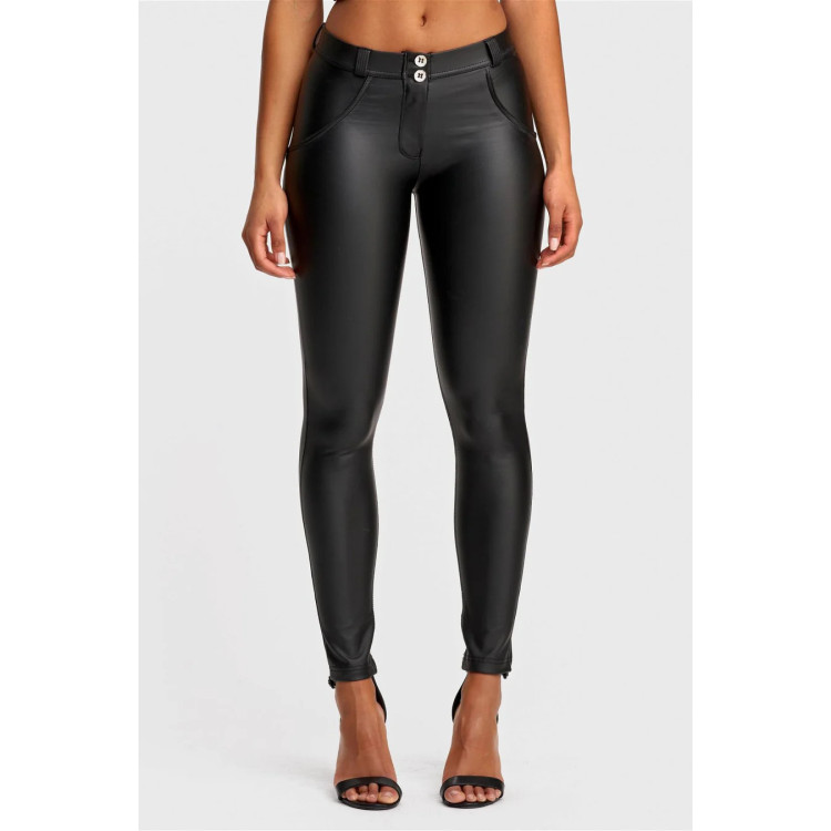 Freddy WR.UP® Vegan Leather Damen Push-Up Lederhose - Regular Waist Super Skinny - Schwarz