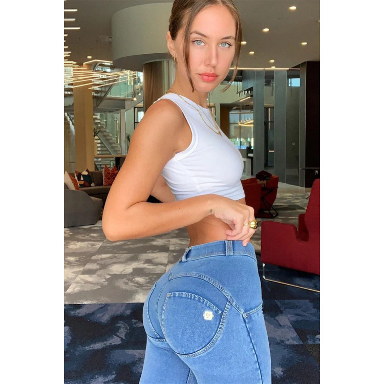 Freddy WR.UP® Damen Push-Up Jeans - 7/8 Regular Waist Skinny - Hellblau - Gelbe Nähte