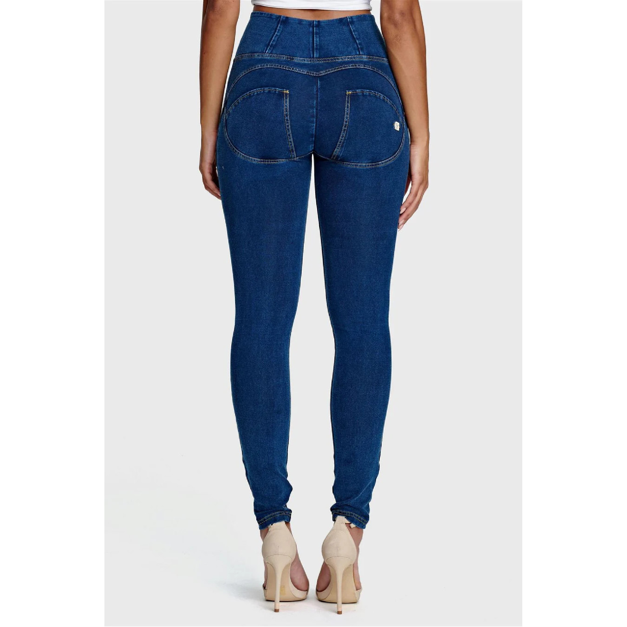 Freddy WR.UP® Damen Push-Up Jeans - High Waist Super Skinny - Indigoblau - Gelbe Nähte Freddy WR.UP® Damen Push-Up Jeans - High Waist Super Skinny - Indigoblau - Gelbe Nähte
