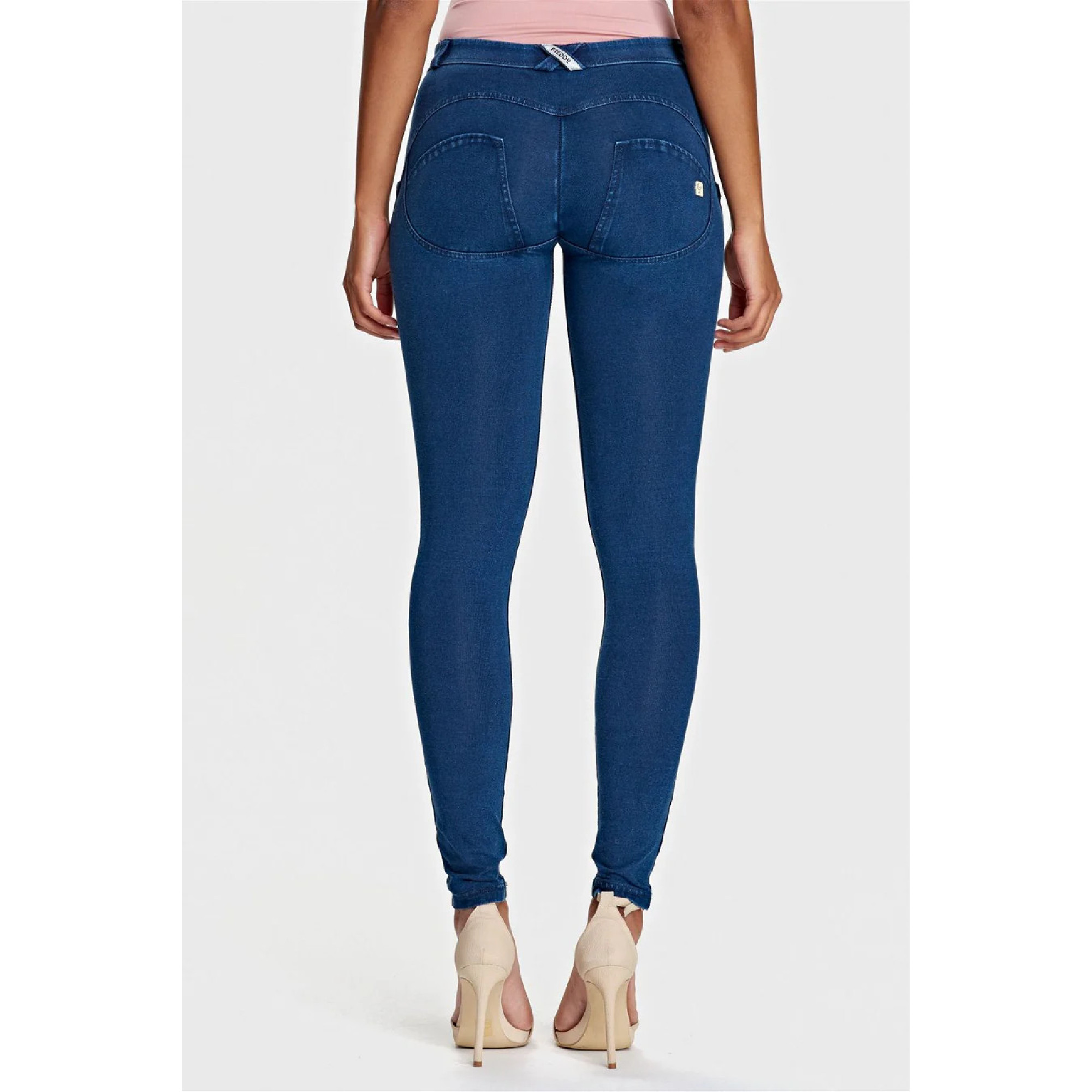Freddy WR.UP® Damen Push-Up Jeans - Regular Waist Super Skinny - Indigoblau - Blaue Nähte Freddy WR.UP® Damen Push-Up Jeans - Regular Waist Super Skinny - Indigoblau - Blaue Nähte