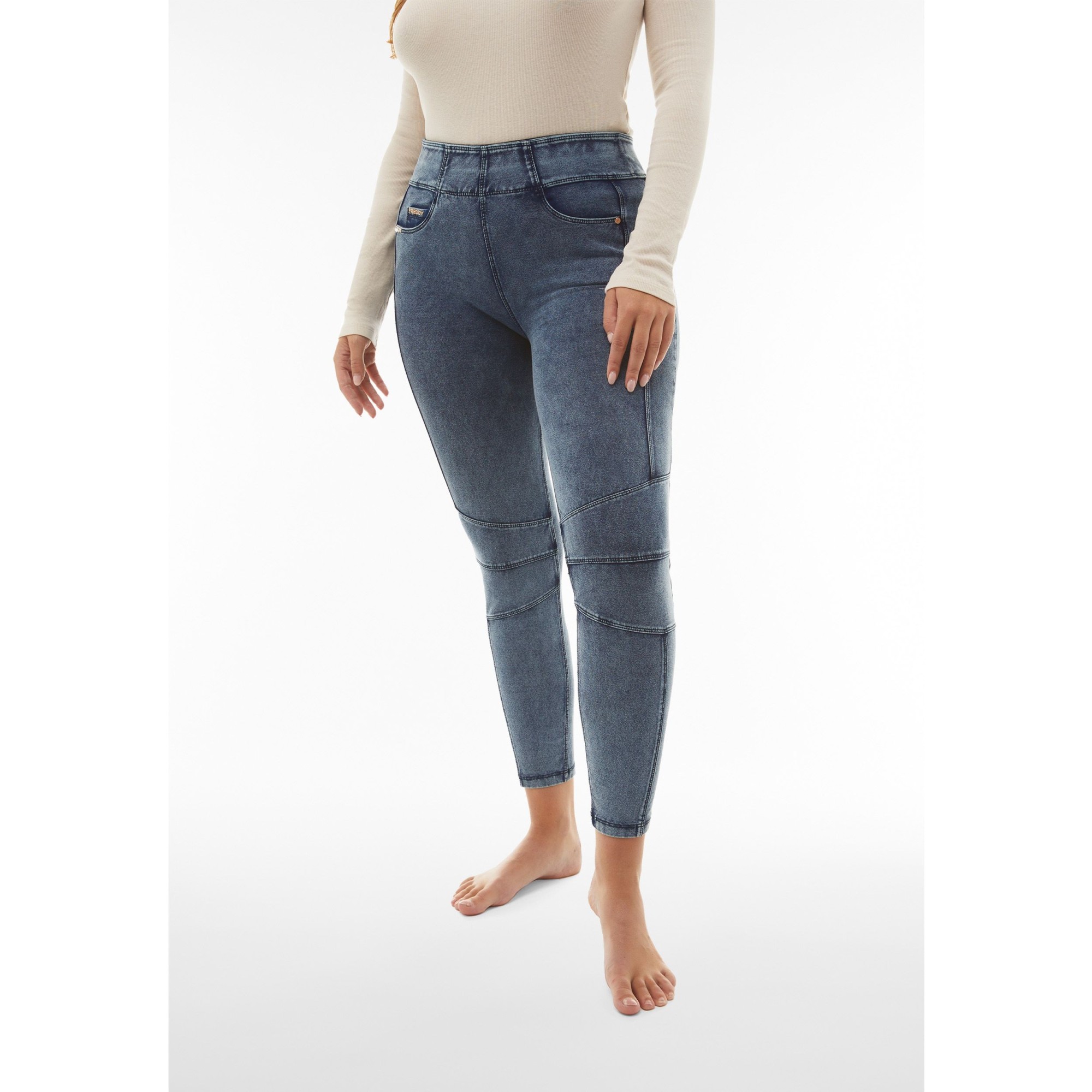 Freddy N.O.W.® Yoga Damen Comfort Jeans - 7/8 Mid Waist Skinny - Blau - Blaue Nähte - J109B Freddy N.O.W.® Yoga Damen Comfort Jeans - 7/8 Mid Waist Skinny - Blau - Blaue Nähte - J109B