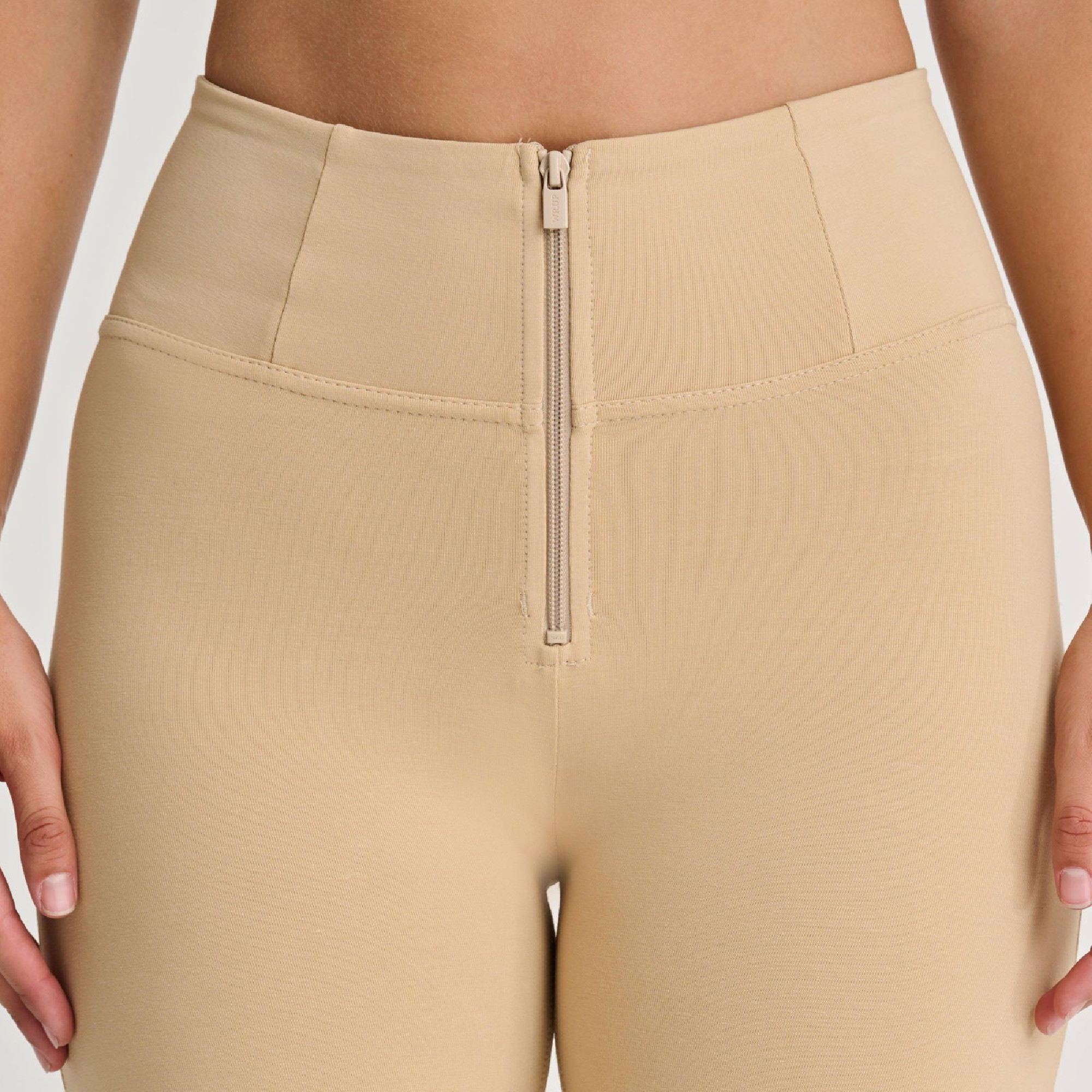 Freddy WR.UP® Damen Push-Up Hose - High Waist Skinny - Beige Freddy WR.UP® Damen Push-Up Hose - High Waist Skinny - Beige