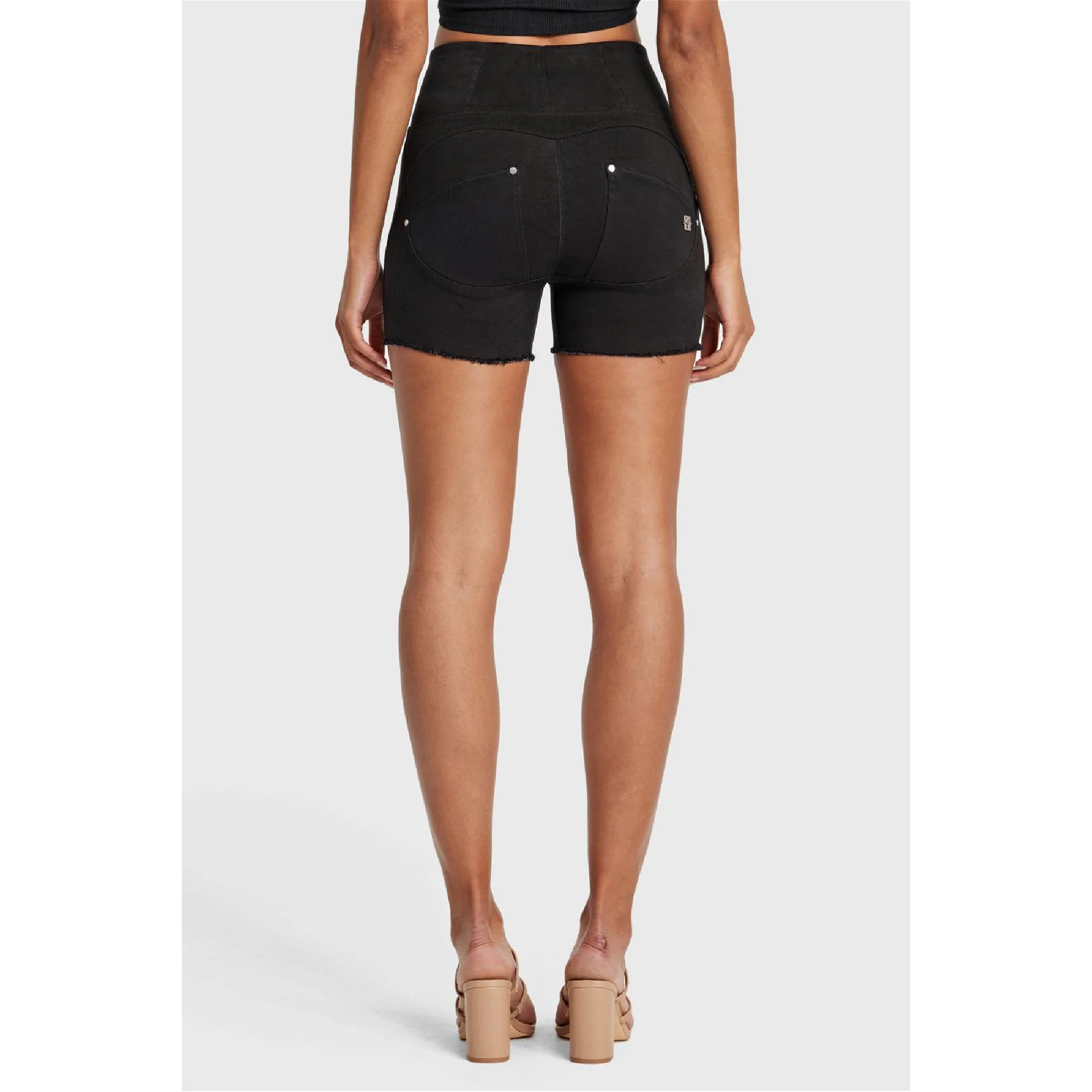 Freddy WR.UP® Snug Damen Push-Up Shorts - High Waist - Schwarz - N0 Freddy WR.UP® Snug Damen Push-Up Shorts - High Waist - Schwarz - N0
