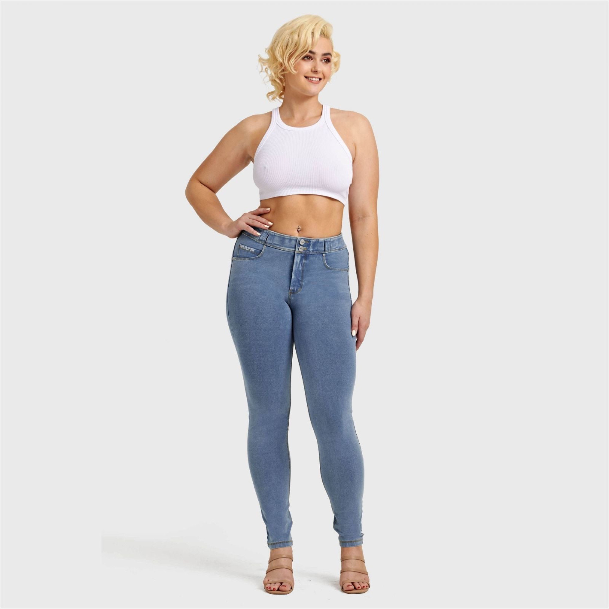 Freddy N.O.W.® Eco Damen Comfort Jeans - Mid Waist Skinny - Hellblau - Gelbe Nähte - J4Y Freddy N.O.W.® Eco Damen Comfort Jeans - Mid Waist Skinny - Hellblau - Gelbe Nähte - J4Y