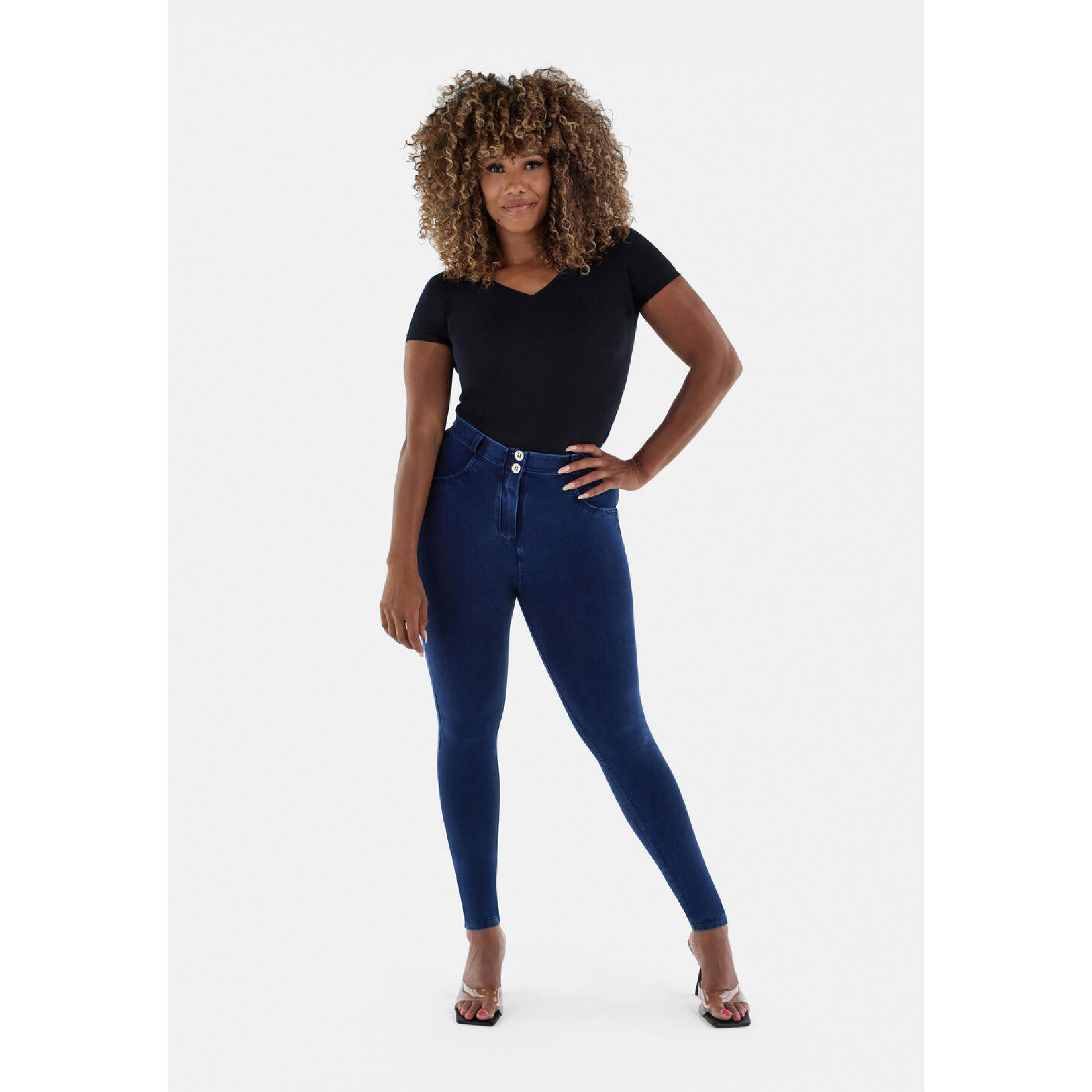 Freddy WR.UP® Curvy Damen Push-Up Jeans - Regular Waist Skinny - Indigoblau - Blaue Nähte Freddy WR.UP® Curvy Damen Push-Up Jeans - Regular Waist Skinny - Indigoblau - Blaue Nähte