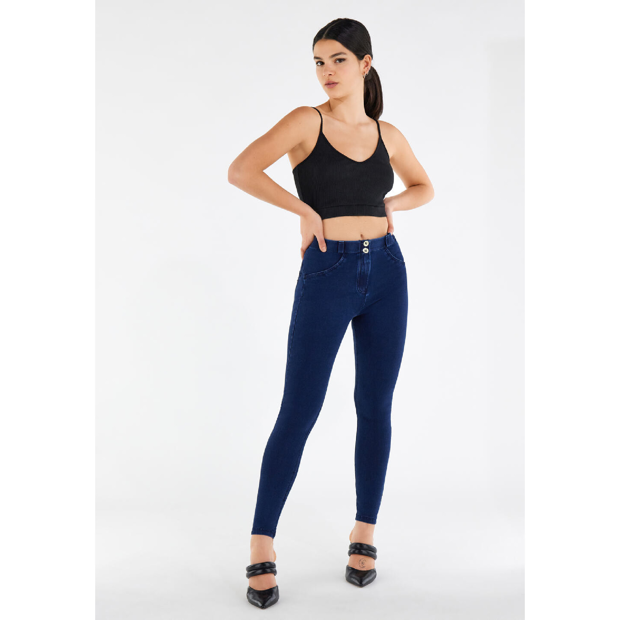 Freddy WR.UP® Curvy Damen Push-Up Jeans - Regular Waist Skinny - Indigoblau - Blaue Nähte Freddy WR.UP® Curvy Damen Push-Up Jeans - Regular Waist Skinny - Indigoblau - Blaue Nähte