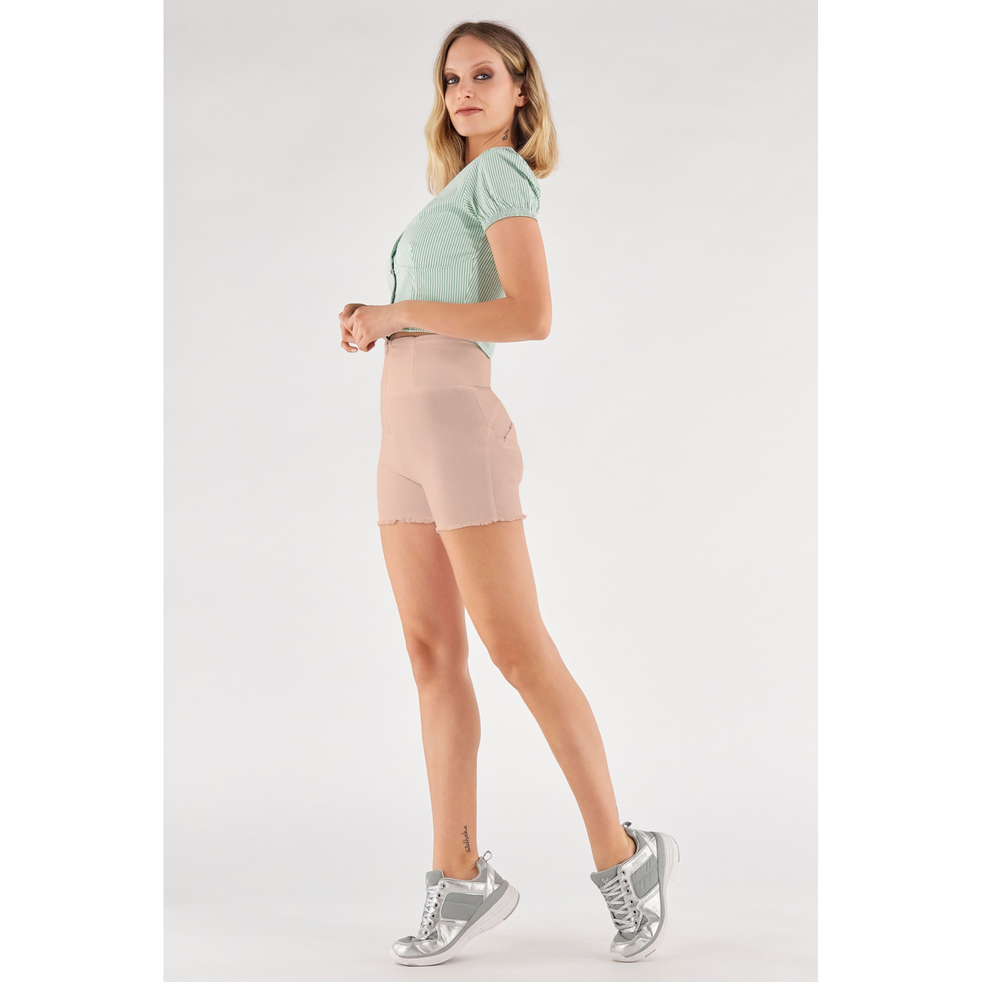 Freddy WR.UP® Denim Shorts - High Waist - Rose Cloud - P340 Freddy WR.UP® Denim Shorts - High Waist - Rose Cloud - P340