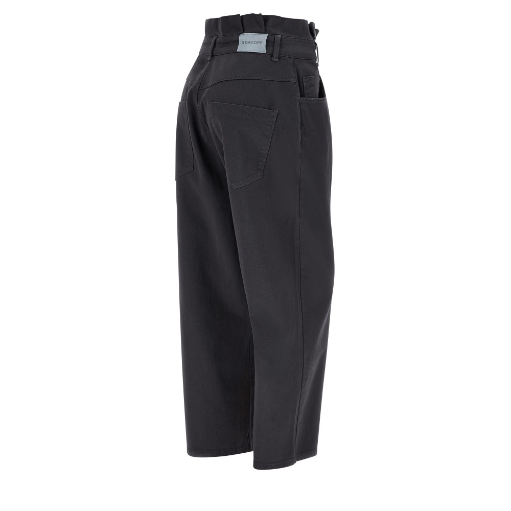 Freddy Day Off Damen Carrot Jeans - Geraffter Saum - Garment Dyed  - Direct Dyed - Dunkelgrau - G100X