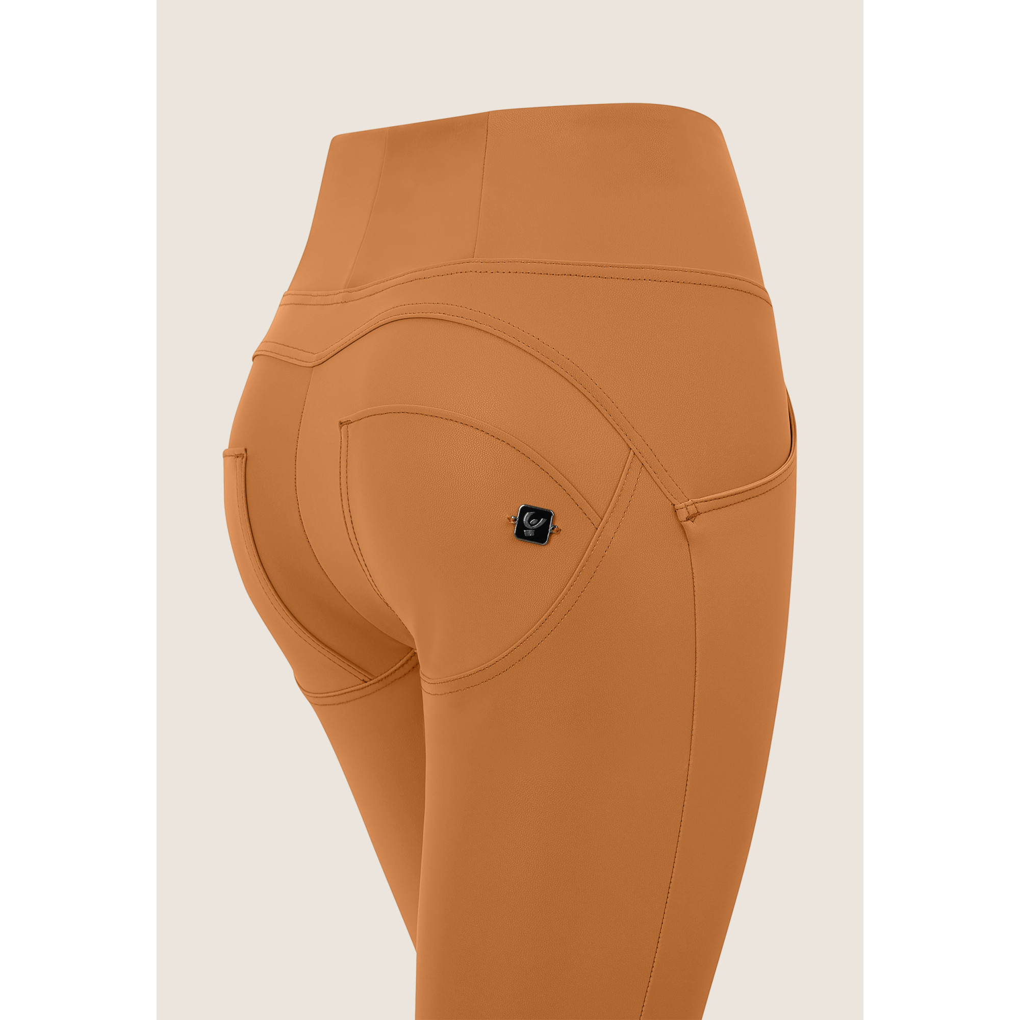 Freddy WR.UP® Push-Up - Vegan Leather - Brown - M107 Freddy WR.UP® Push-Up - Vegan Leather - Brown - M107