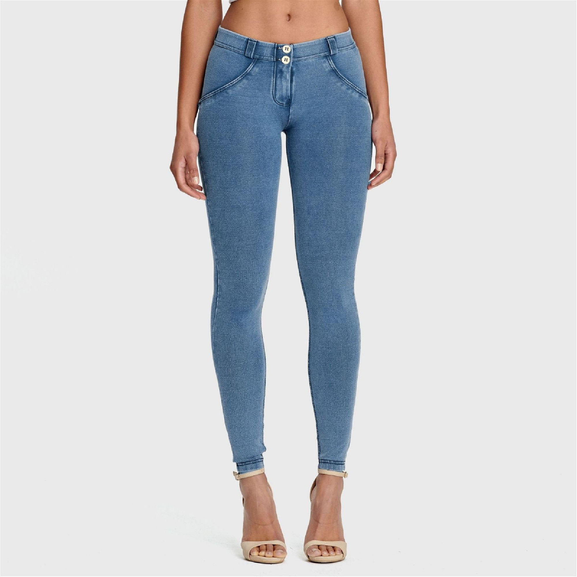 Freddy WR.UP® Damen Push-Up Jeans - 7/8 Regular Waist Skinny - Denim - Blaue Nähte - J108B Freddy WR.UP® Damen Push-Up Jeans - 7/8 Regular Waist Skinny - Denim - Blaue Nähte - J108B