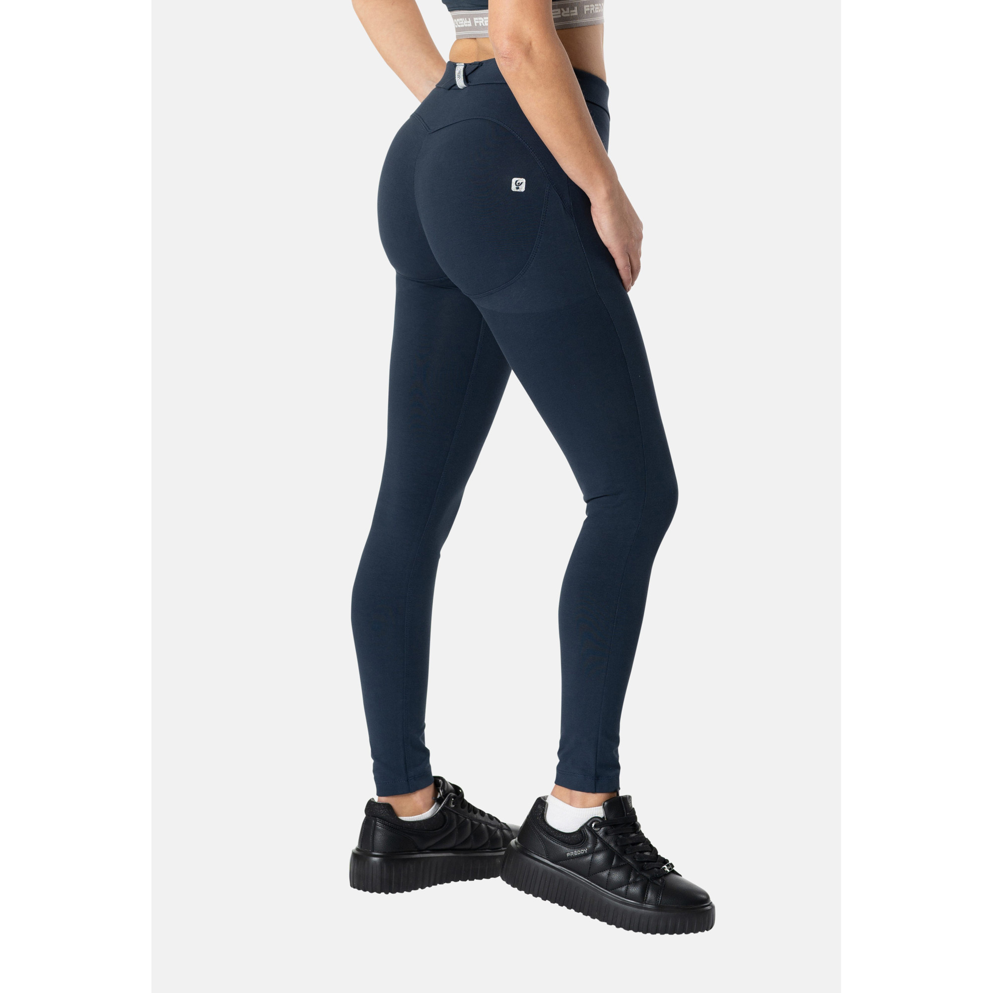 Freddy WR.UP® Core Damen Push-Up Hose - 7/8 Regular Waist Super Skinny - Dunkelblau Freddy WR.UP® Core Damen Push-Up Hose - 7/8 Regular Waist Super Skinny - Dunkelblau