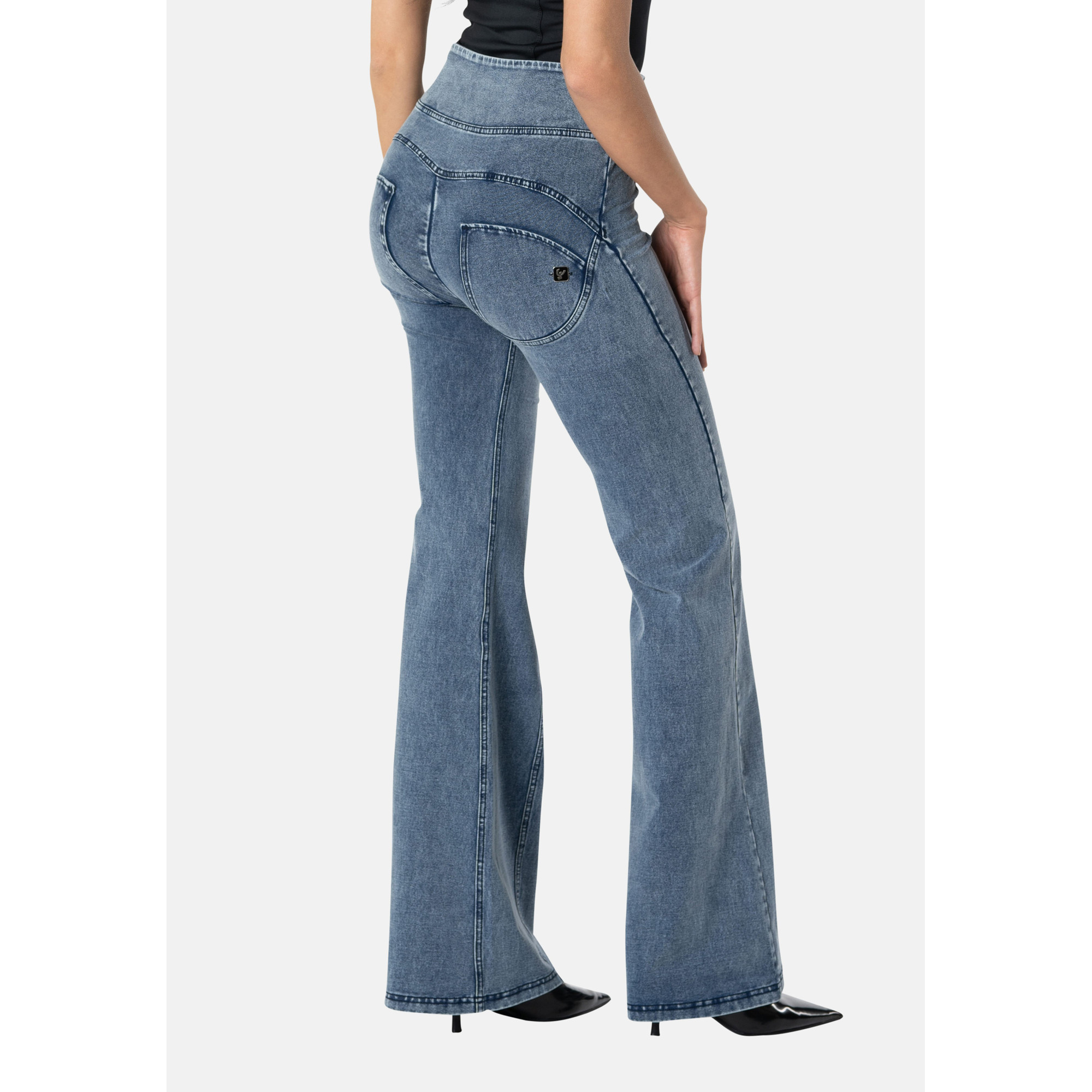 Freddy WR.UP® Push-Up - Denim - Medium Blue - Blue Seam - J108B Freddy WR.UP® Push-Up - Denim - Medium Blue - Blue Seam - J108B