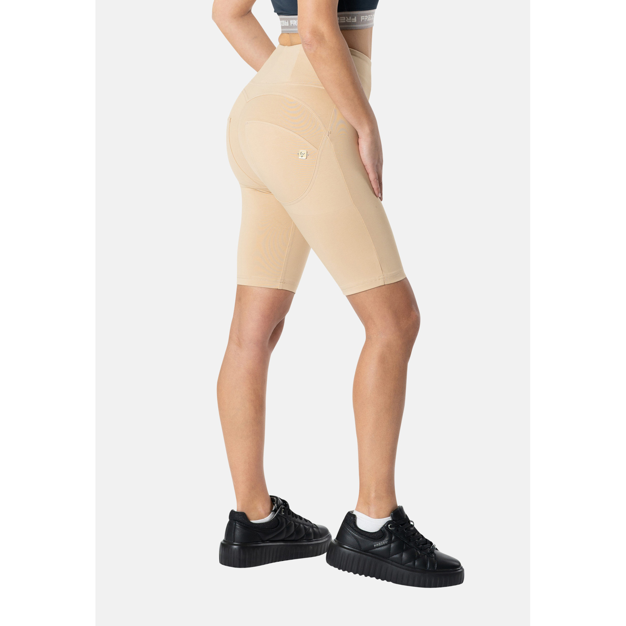 Freddy WR.UP® Damen Push-Up Biker Shorts - High Waist - Beige Freddy WR.UP® Damen Push-Up Biker Shorts - High Waist - Beige